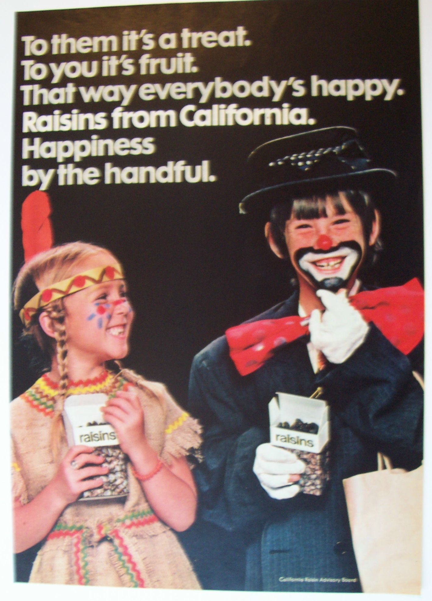 1974 California Raisin w/Children Dressed For Halloween