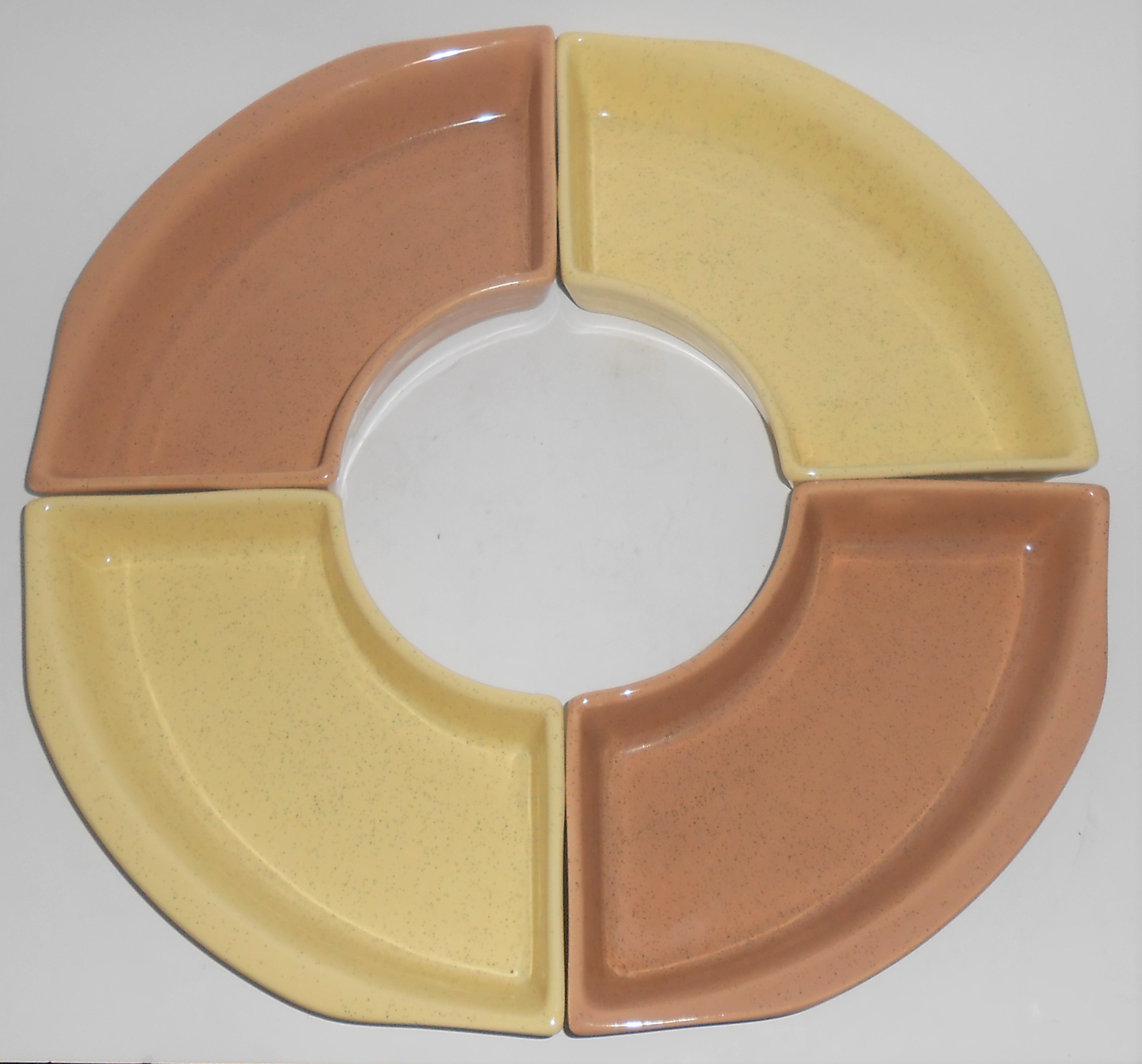 Bauer Pottery Monterey Moderne 4 Pc Lazy Susan Sections