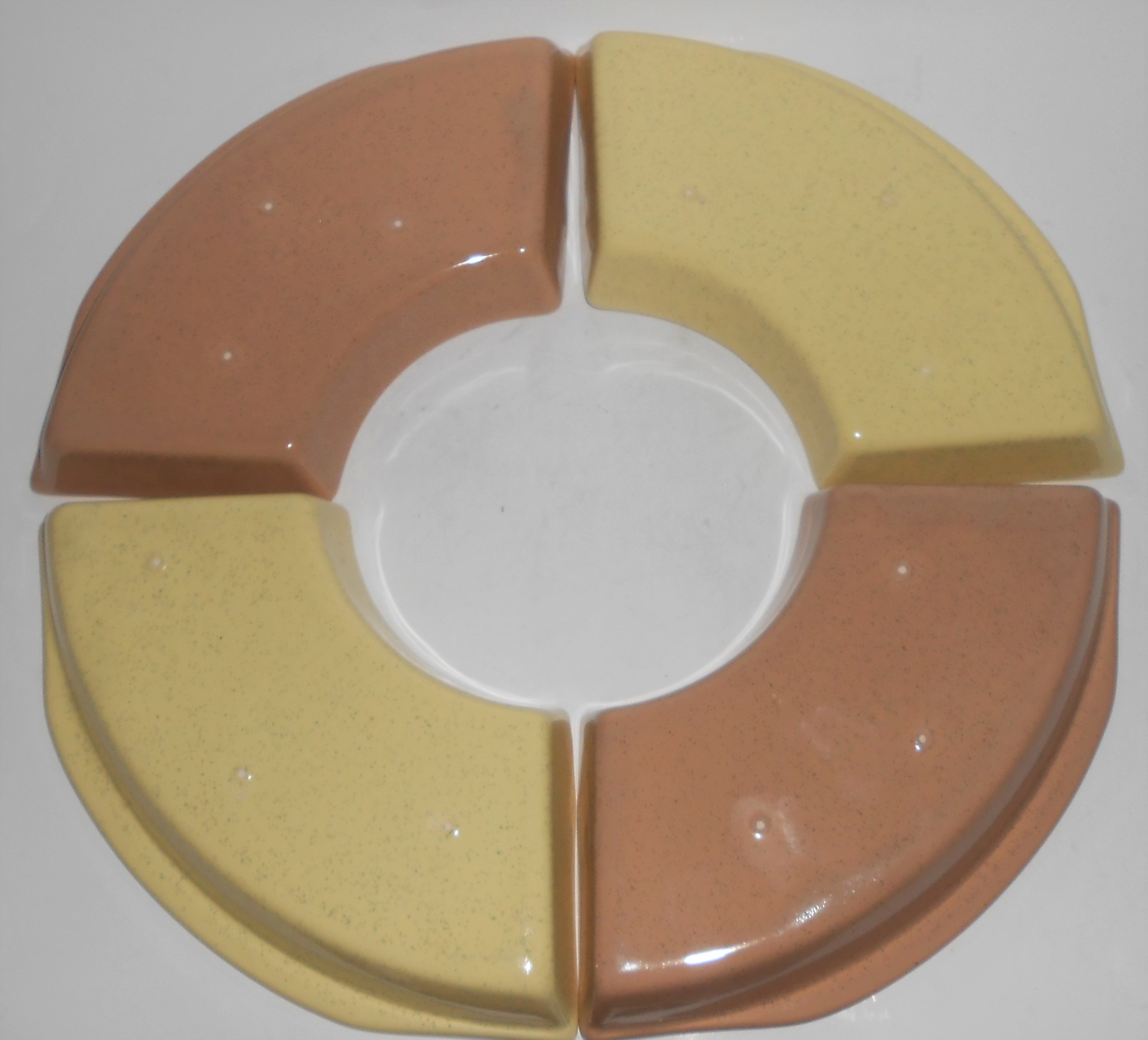 Bauer Pottery Monterey Moderne 4 Pc Lazy Susan Sections