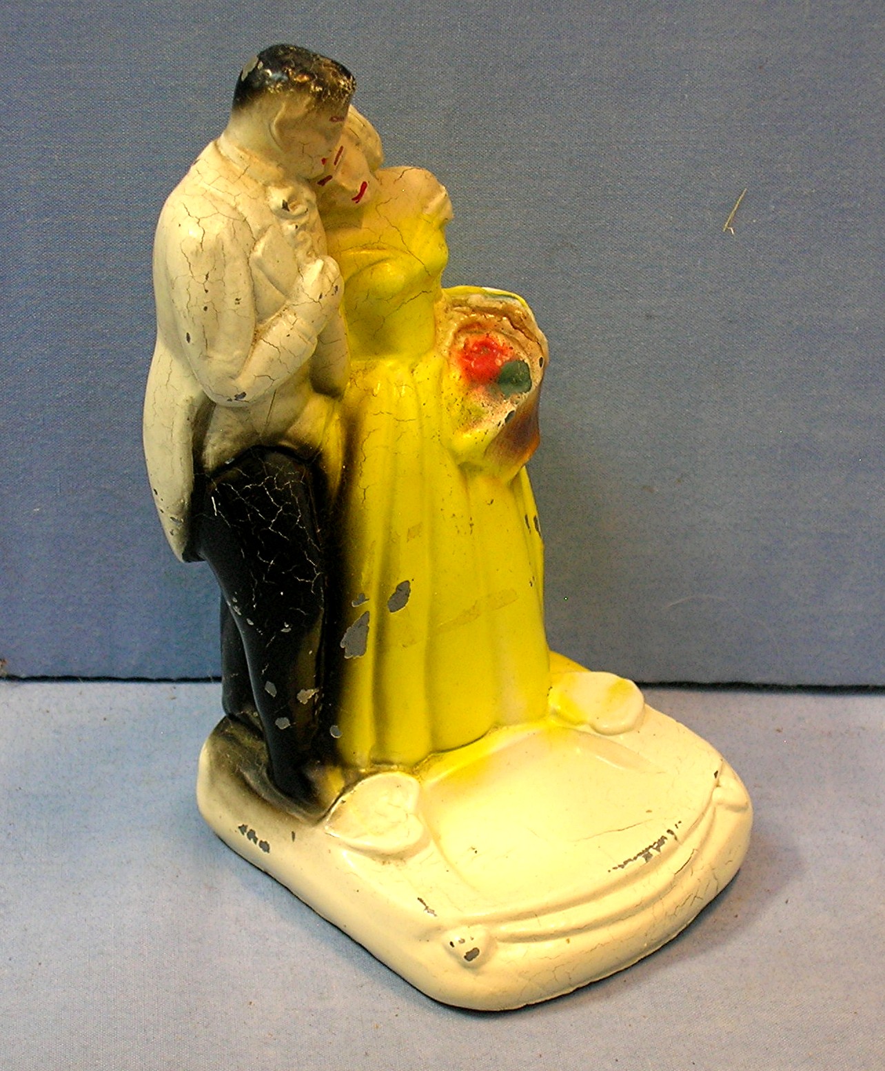 Metal NAUGHTY COUPLE figurine