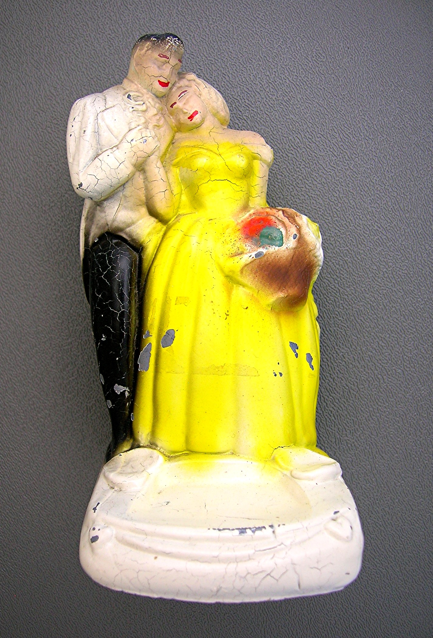 Metal NAUGHTY COUPLE figurine