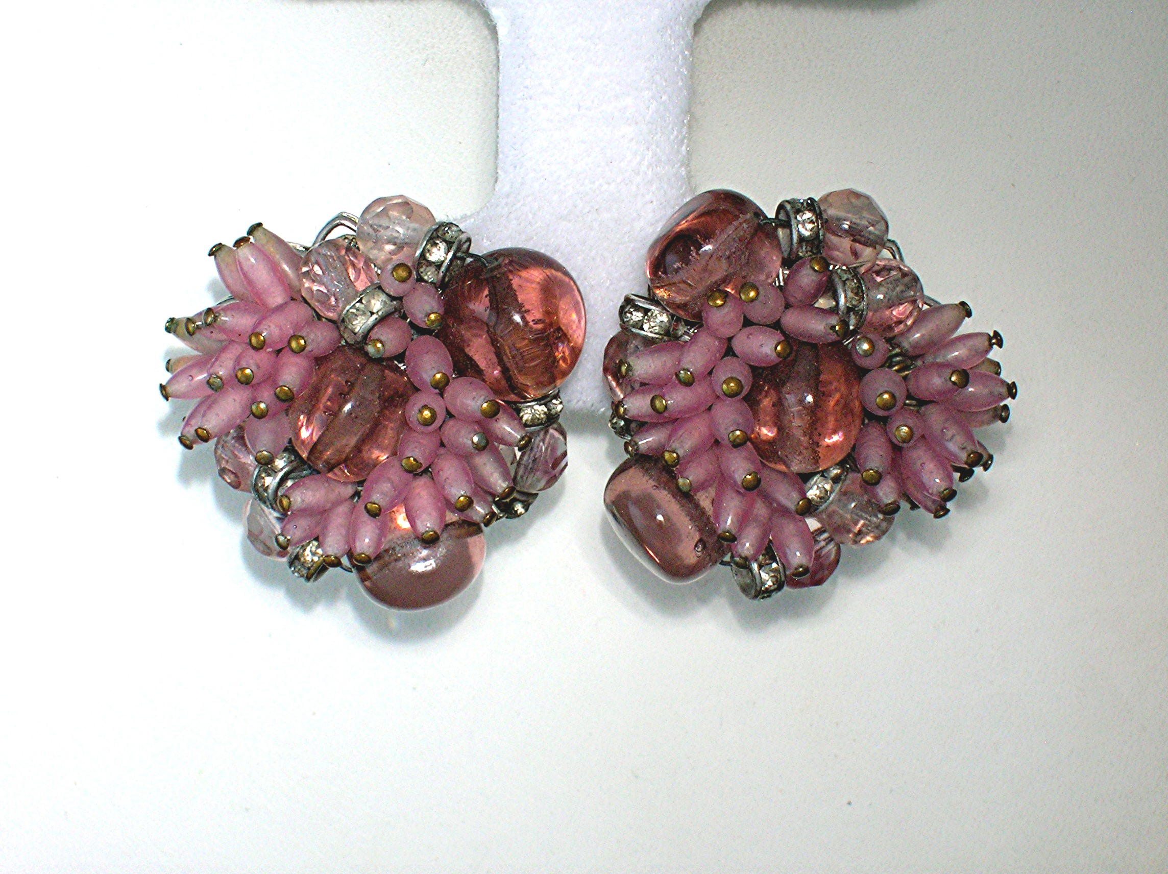 Clip Earrings Silvertone Filigree Set Pink Bead