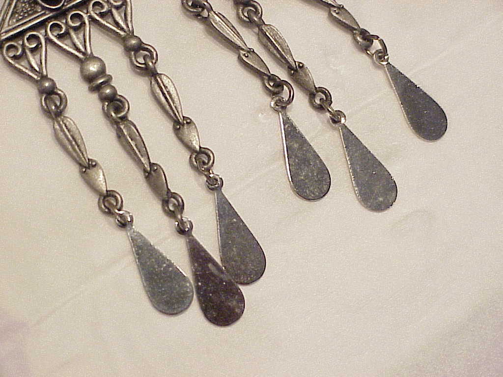 Dangling Pewter And Onyx Chandelier Pierced Earrings Signed Jj 1986