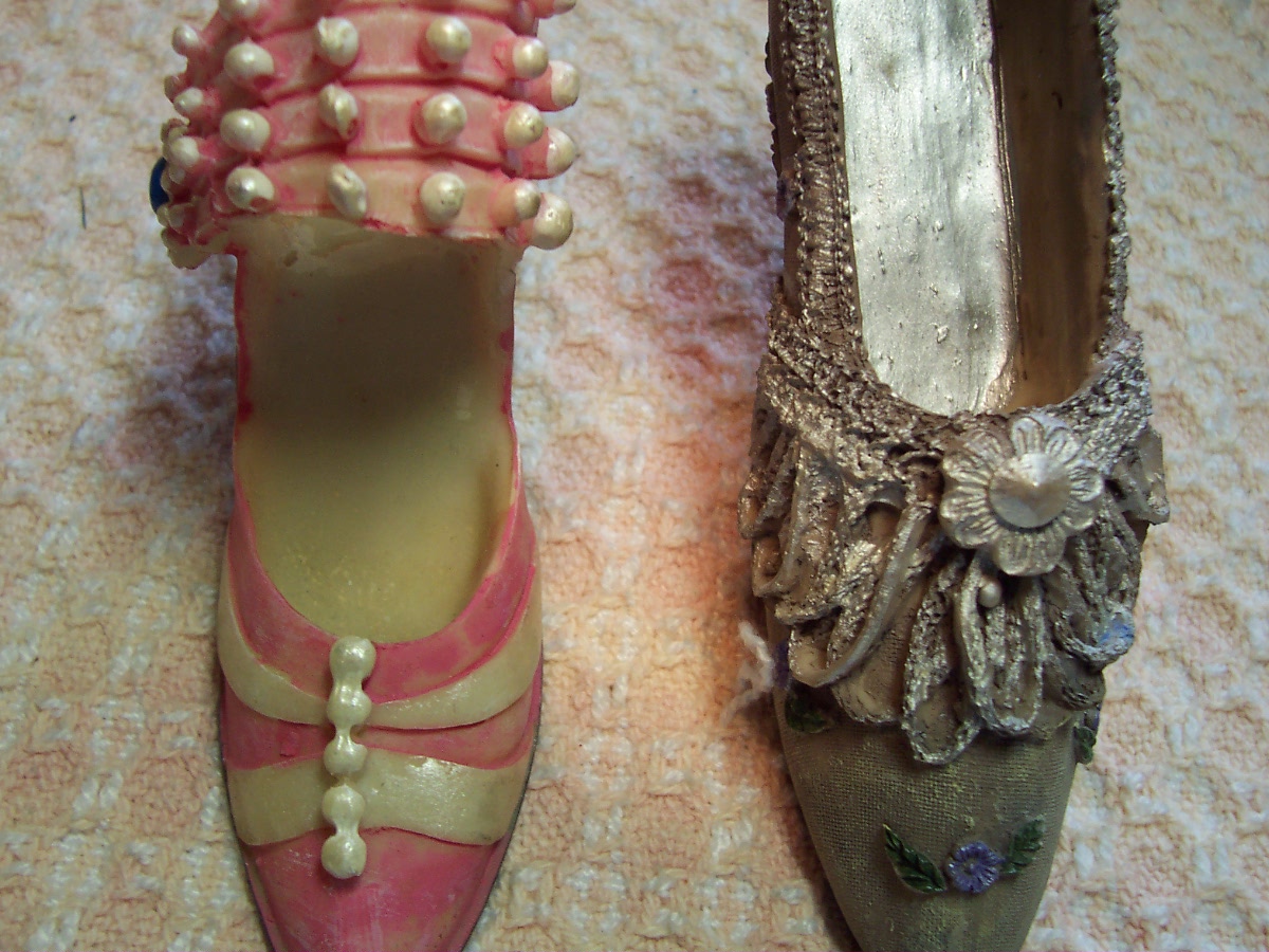 Sitco Shoe Figurine set of 2