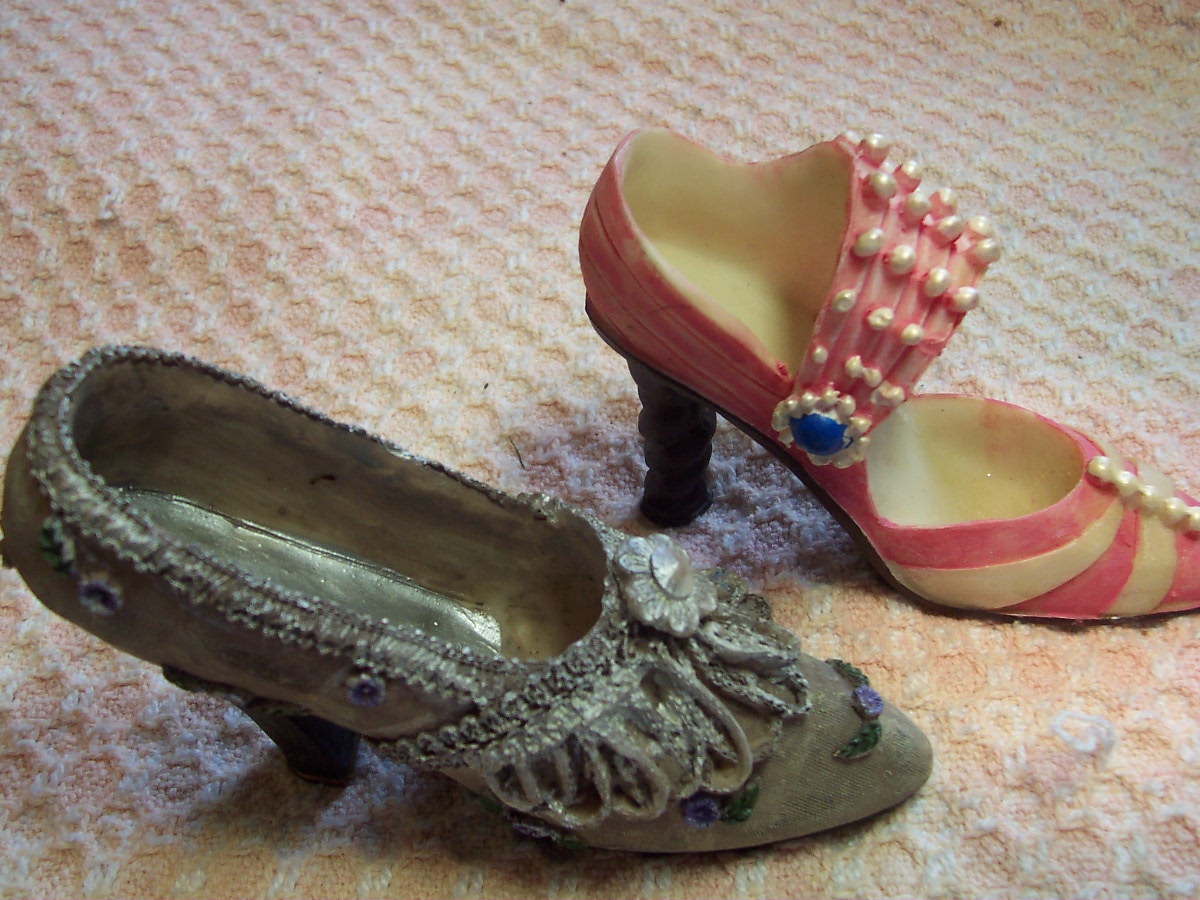 Sitco Shoe Figurine set of 2