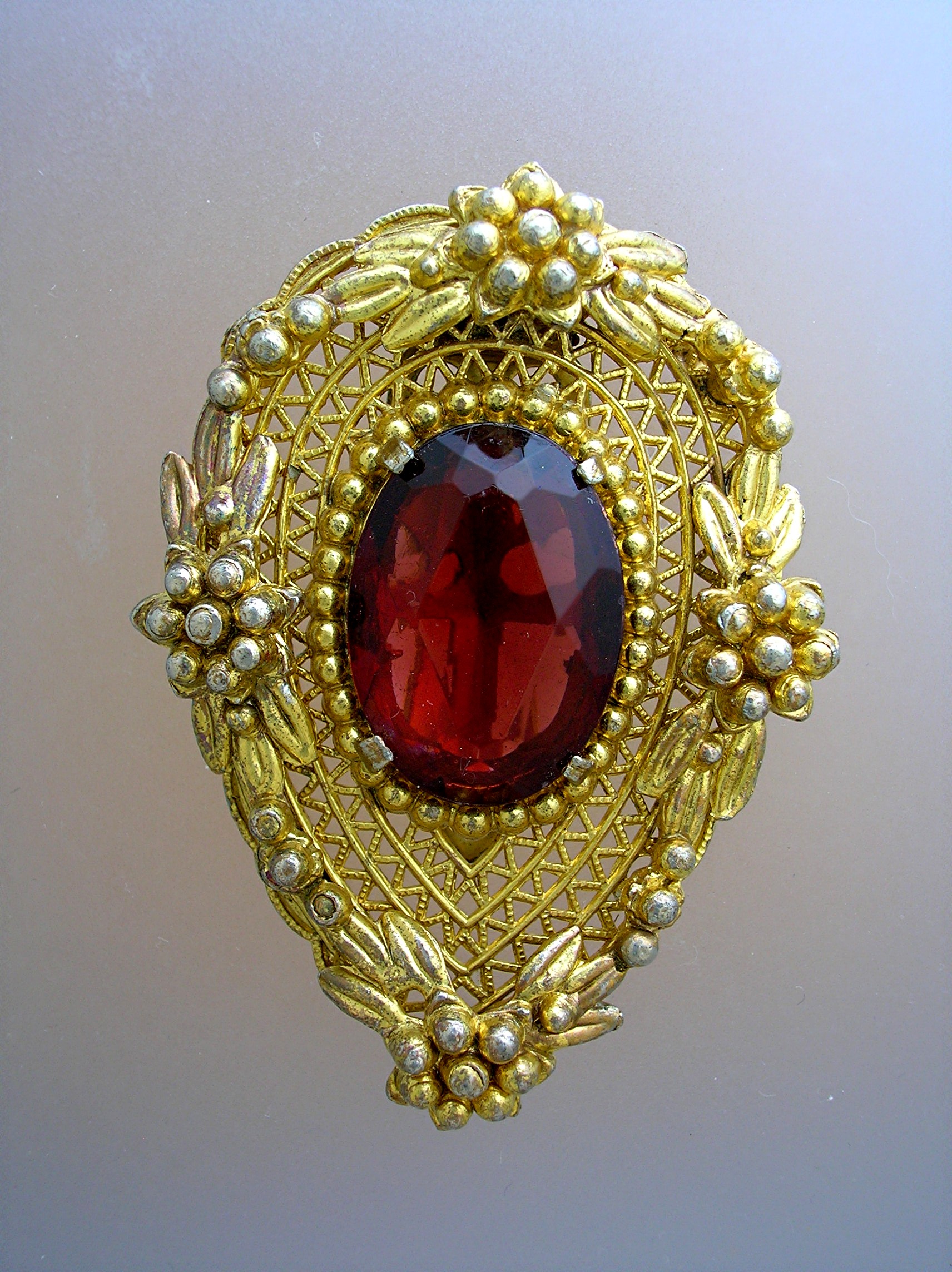 Dress Clips Ruby Lucite Goldtone Vintage