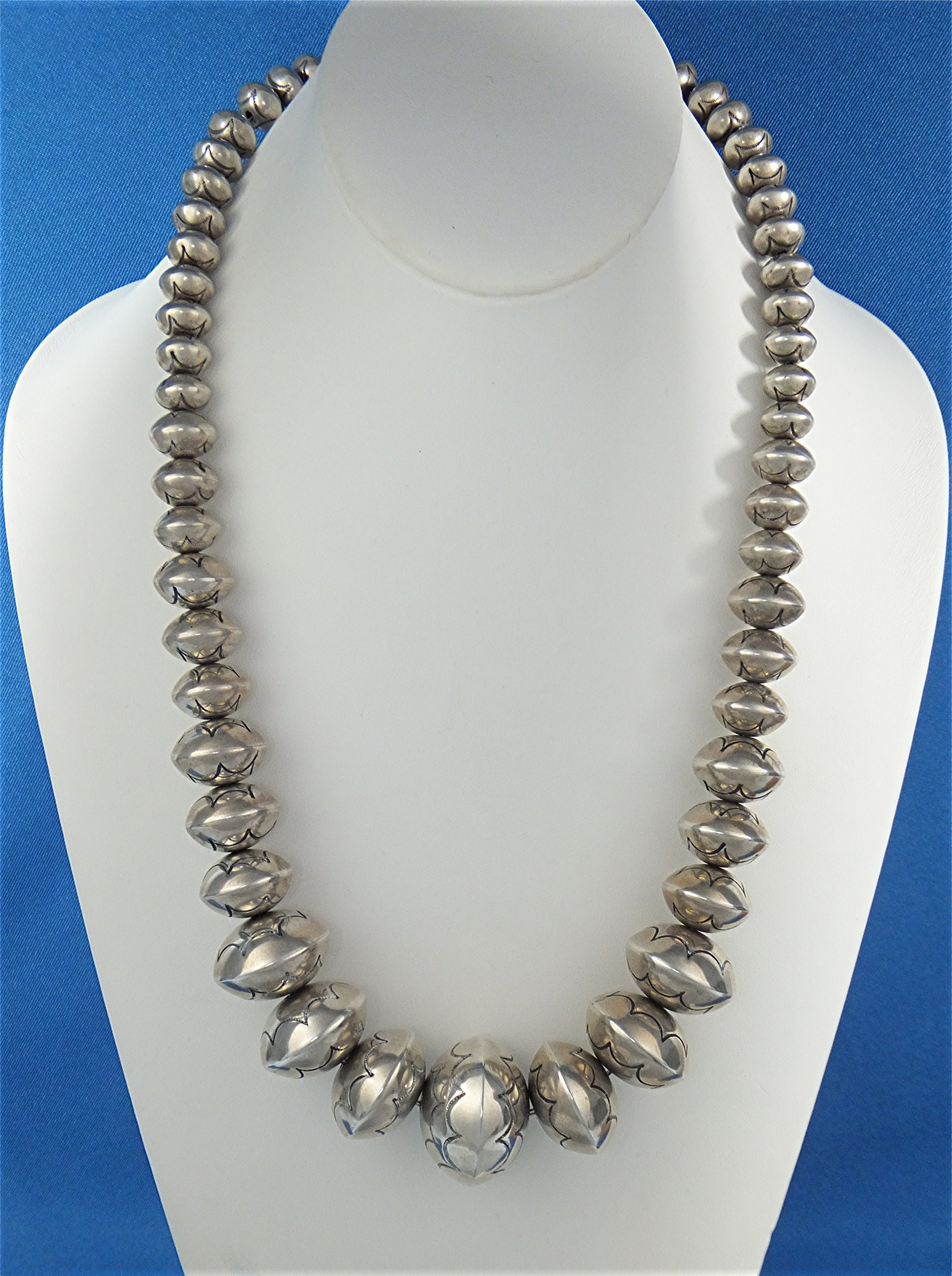 Navajo Pearls Sterling Silver Signed RY 126 Grams