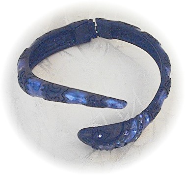 Black Metal Rhinestone Pull Apart Snake Bracelet . . .
