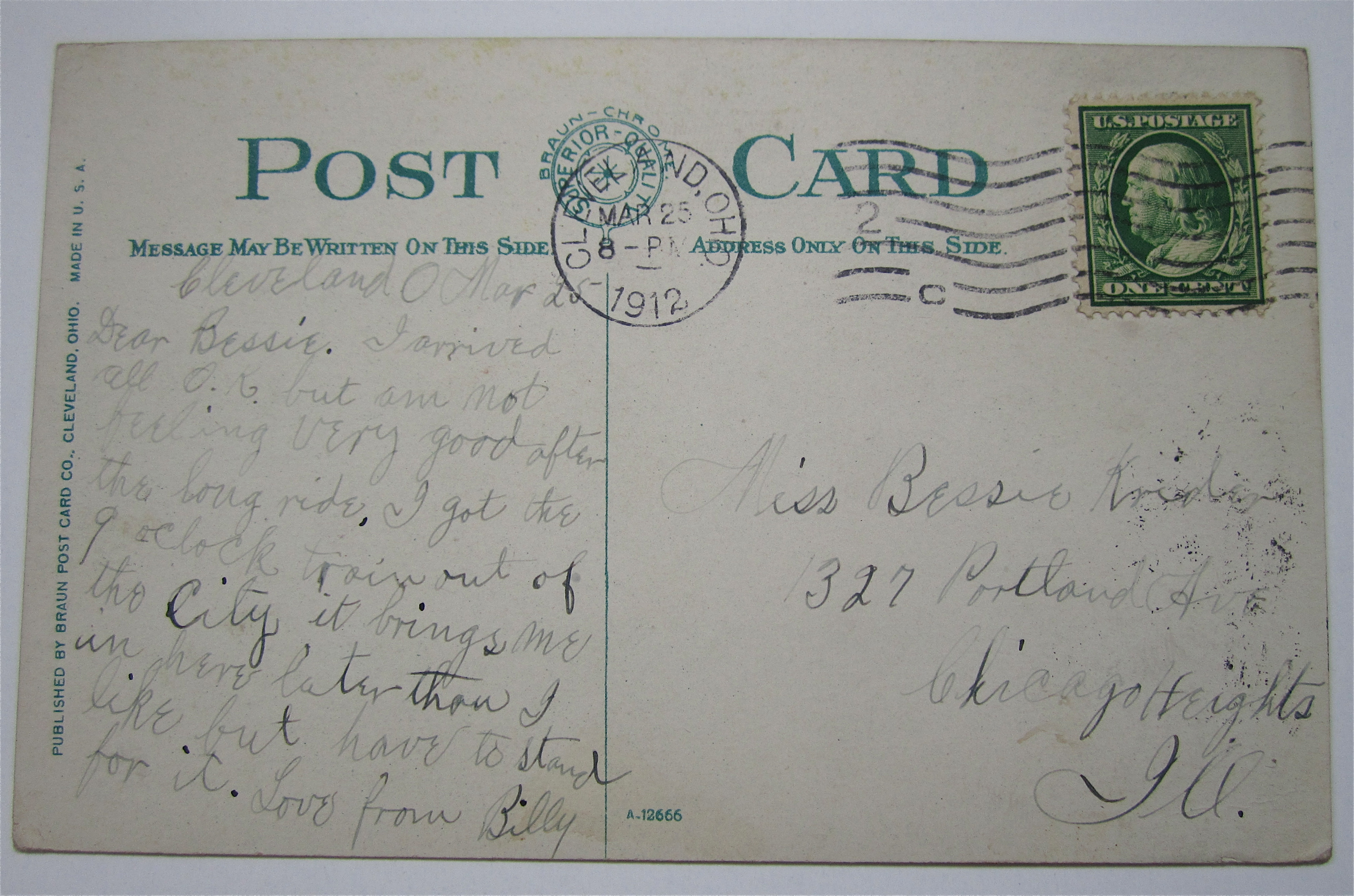 Picnickers at Euclid Beach, Cleveland, Ohio Postcard