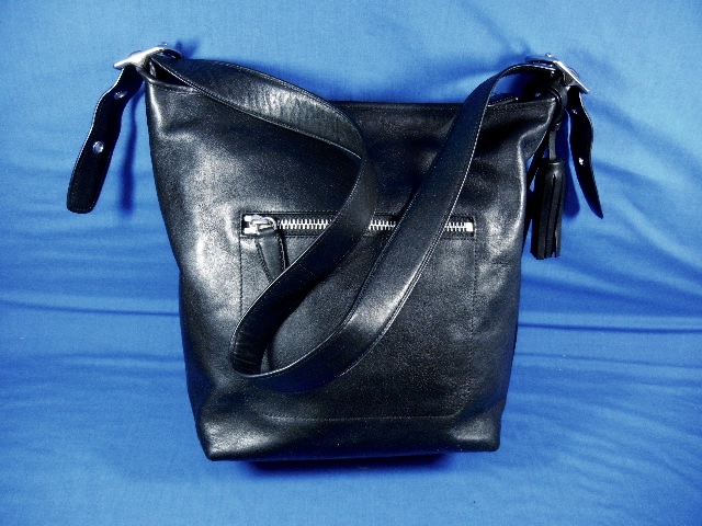 Coach Legacy Black Leather Shoulder Bag New York