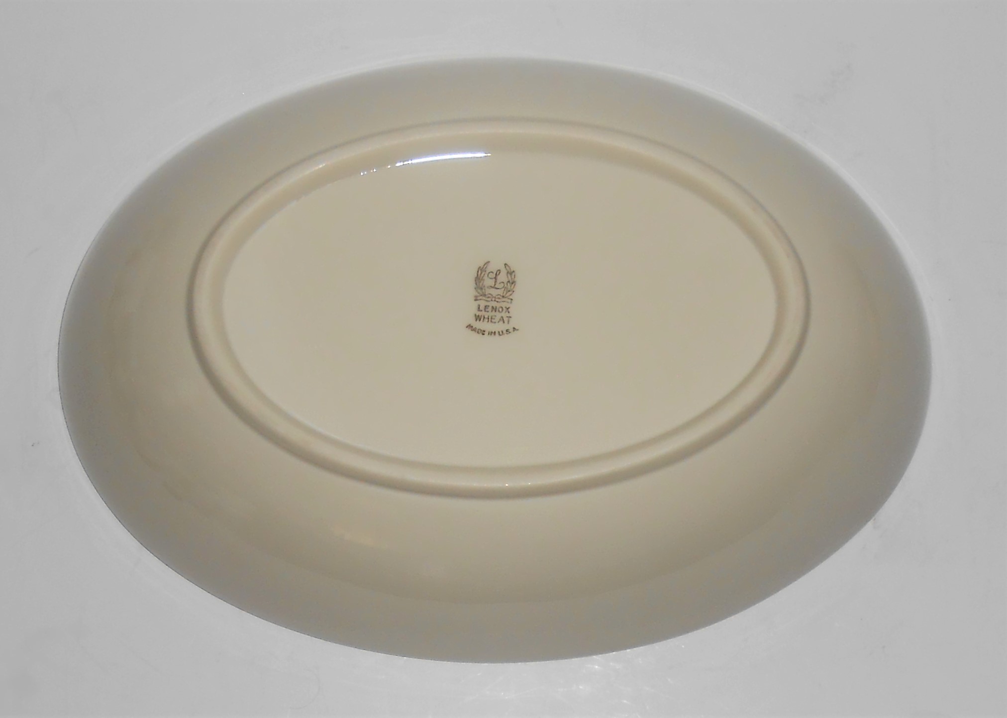 Lenox China R-442 Gold Wheat  9-5/8'' Oval Vegetable