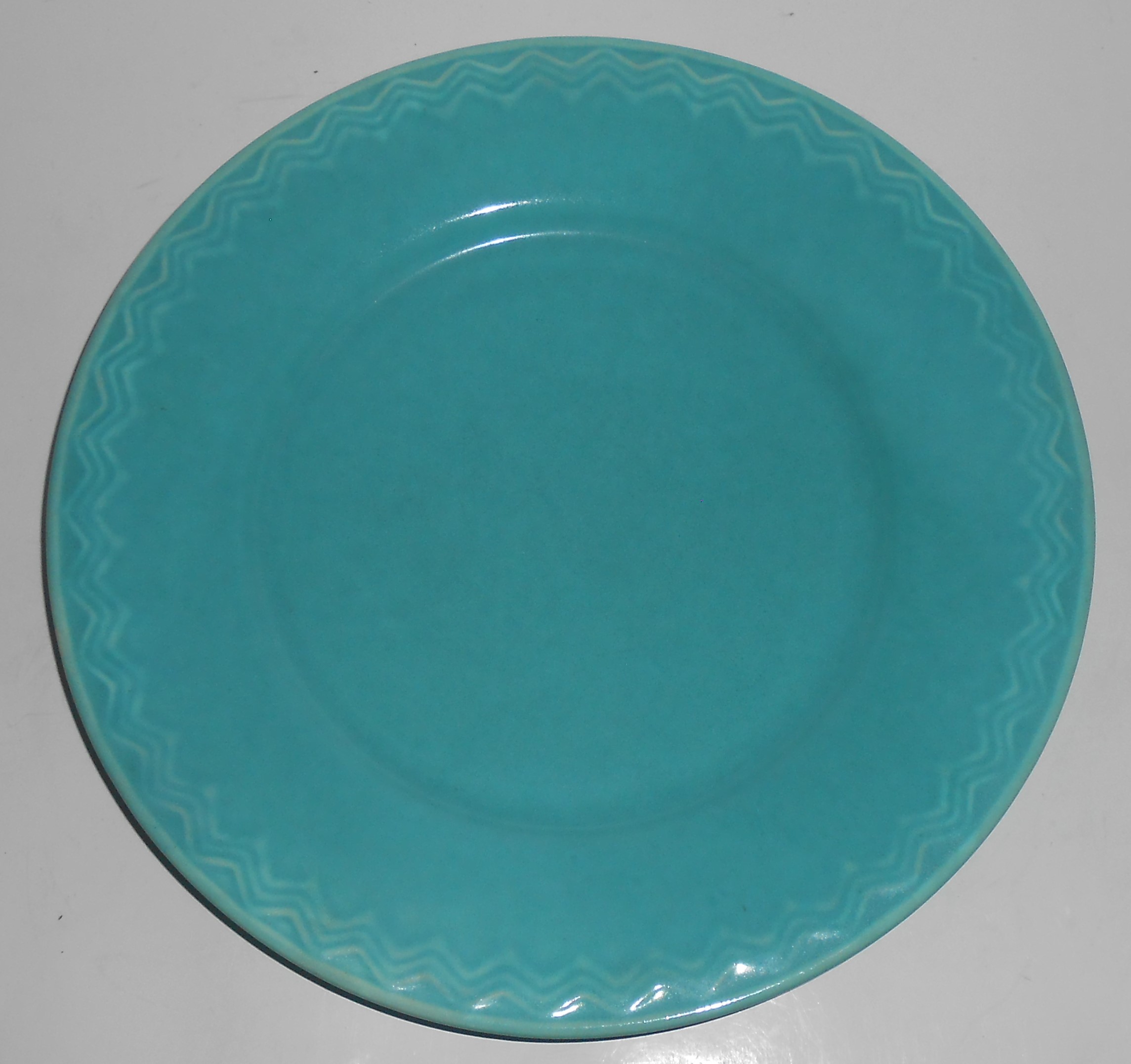 Red Wing Pottery Chevron Turquoise Dinner Plate