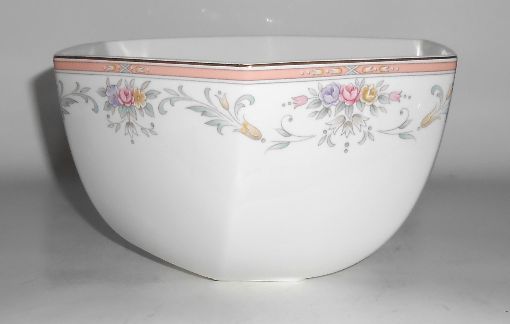 Christopher Stuart MIKASA Bone China Porcelain Spring C