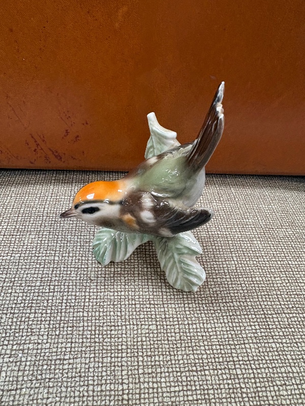 Goebel Firecrest Bird Porcelain Figurine West Germany