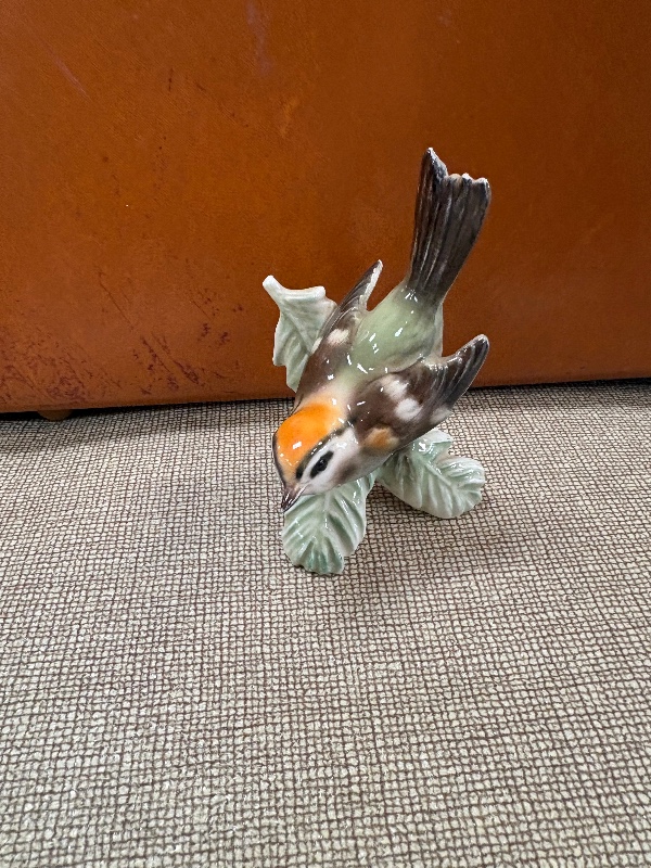 Goebel Firecrest Bird Porcelain Figurine West Germany