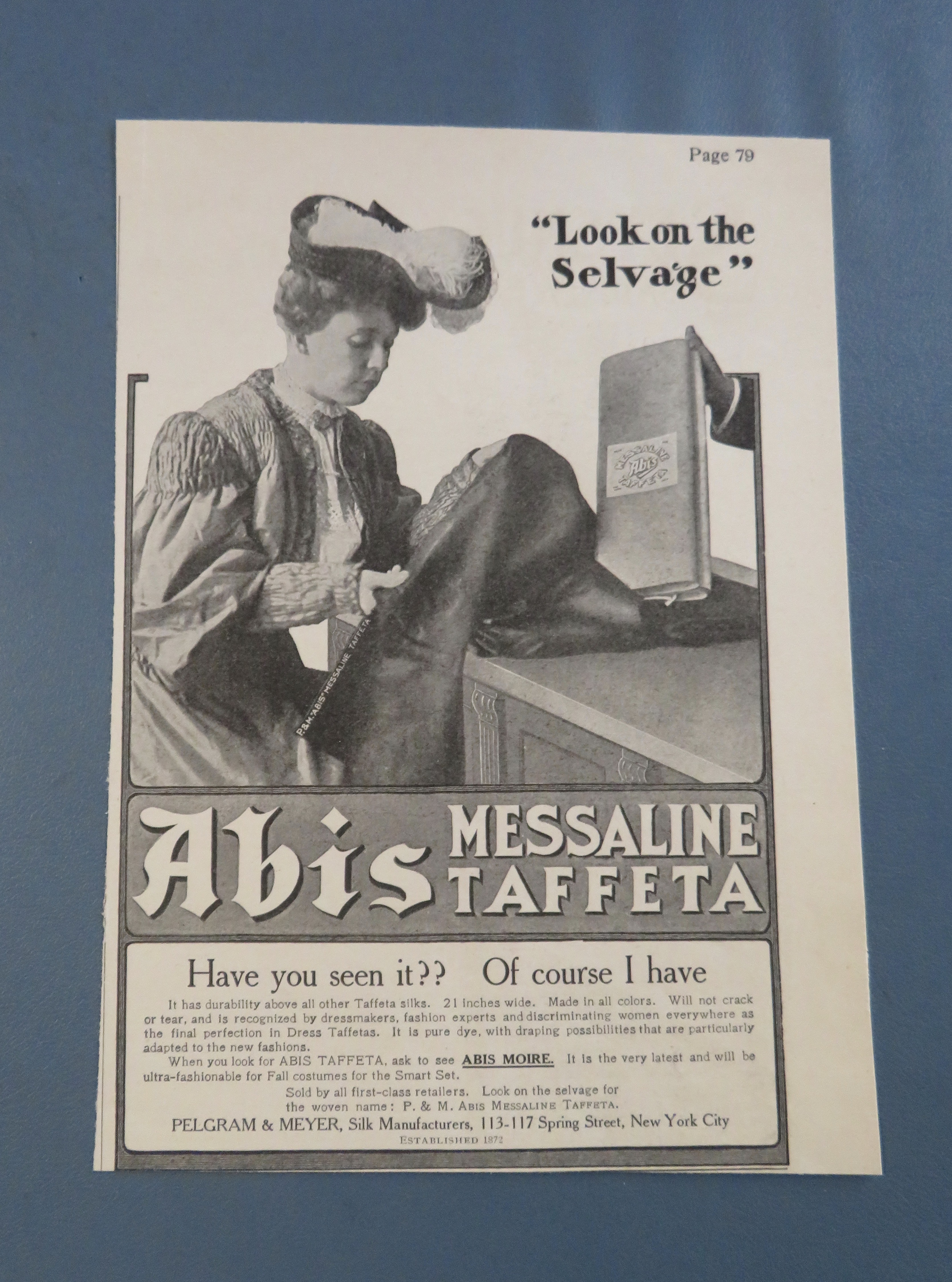 1905 Abis Messaline Taffeta with Woman Shopping