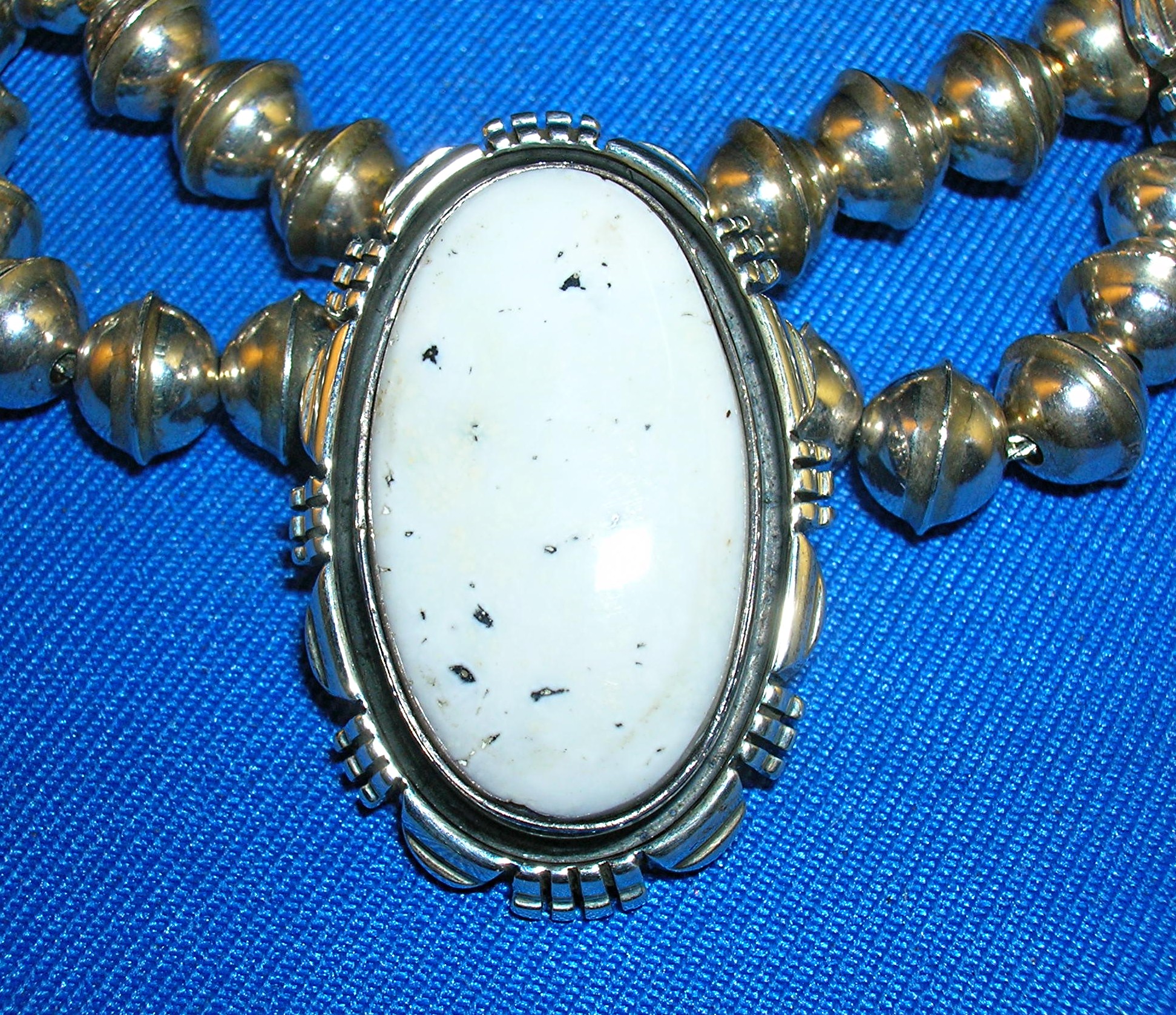 Navajo Sterling Silver White Buffalo Necklace RCC
