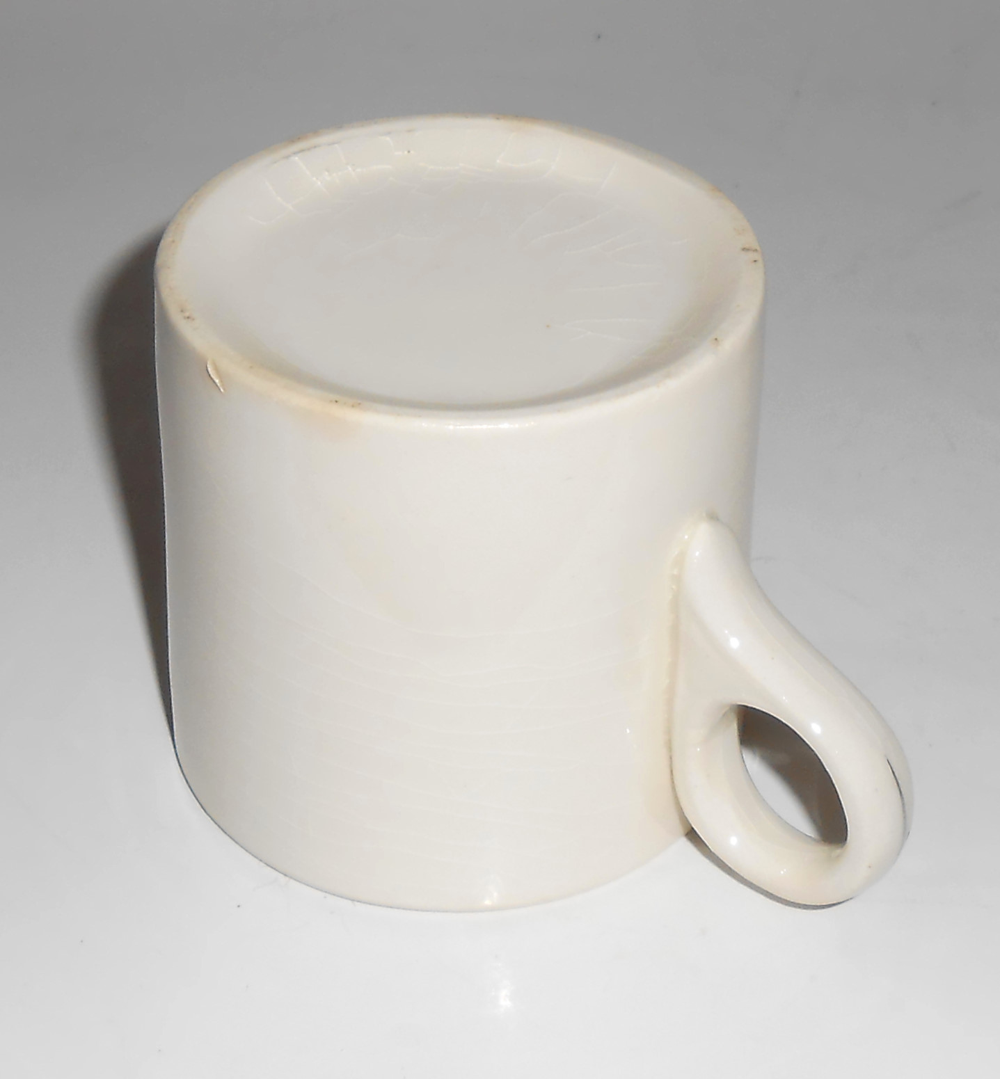 Salem China Basket Needlepoint Mug Mint