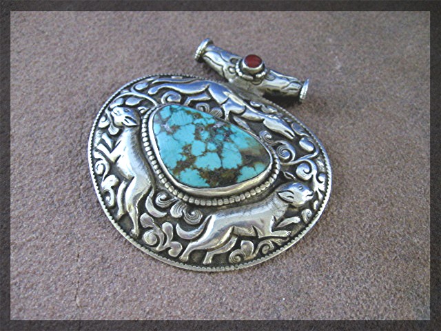 Pendant Sterling Silver Turquoise Coral Animals Nepal