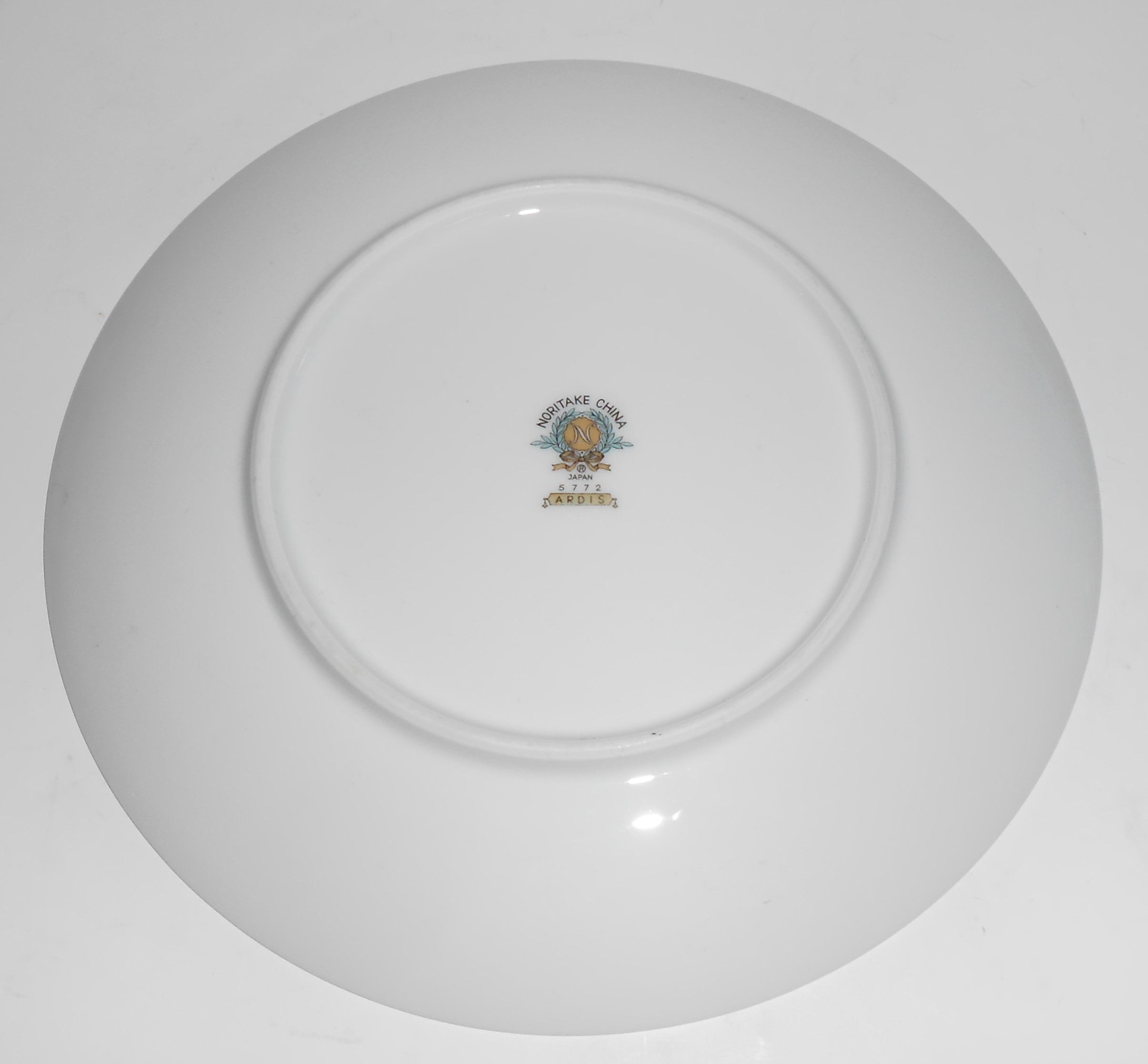 Noritake Porcelain China 5772 Ardis Platinum Salad Pl