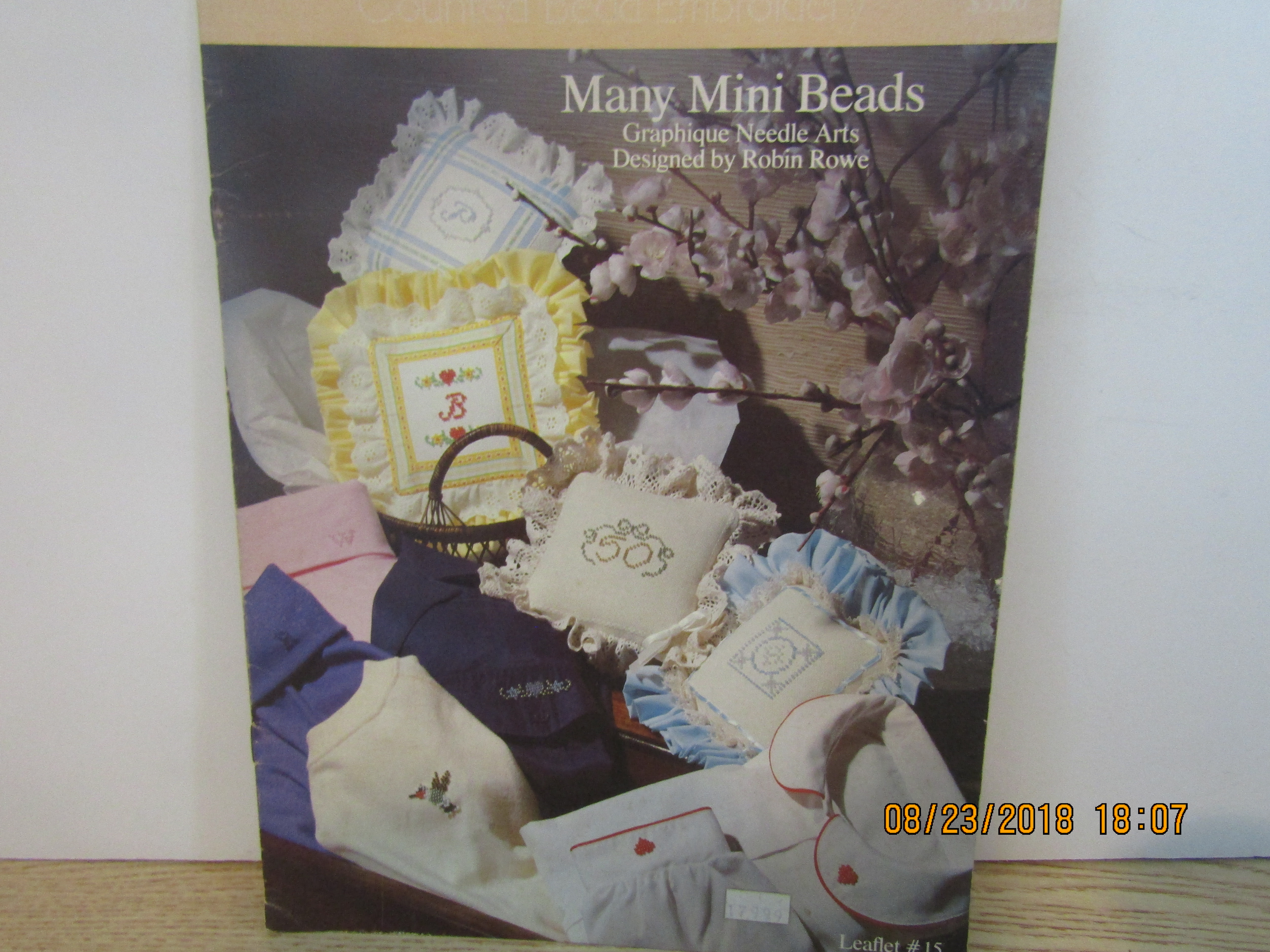 Counted Bead Embroidery Many Mini Beads #15