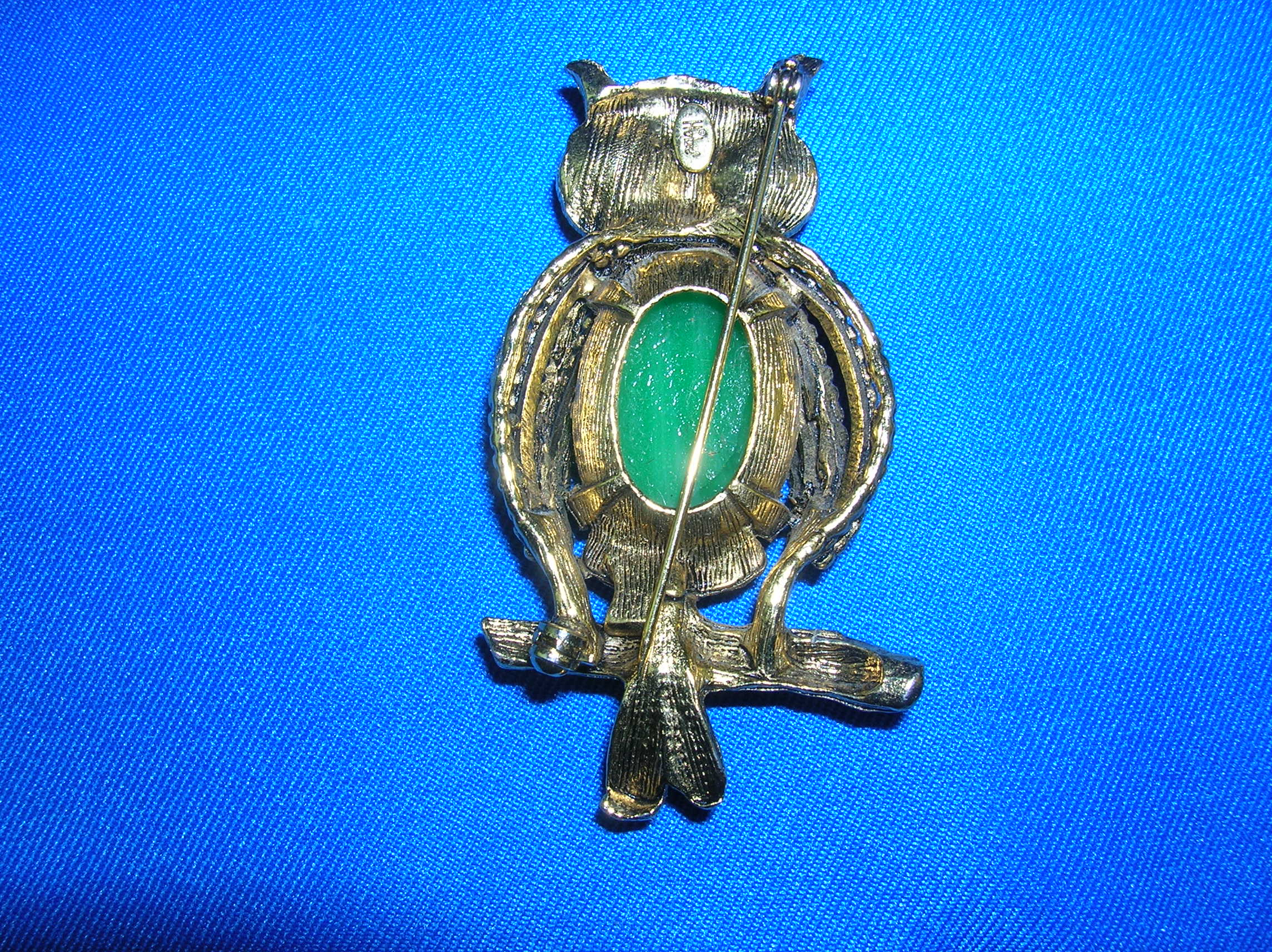 Signed  HOBE Green Cabochon  Owl Brooch