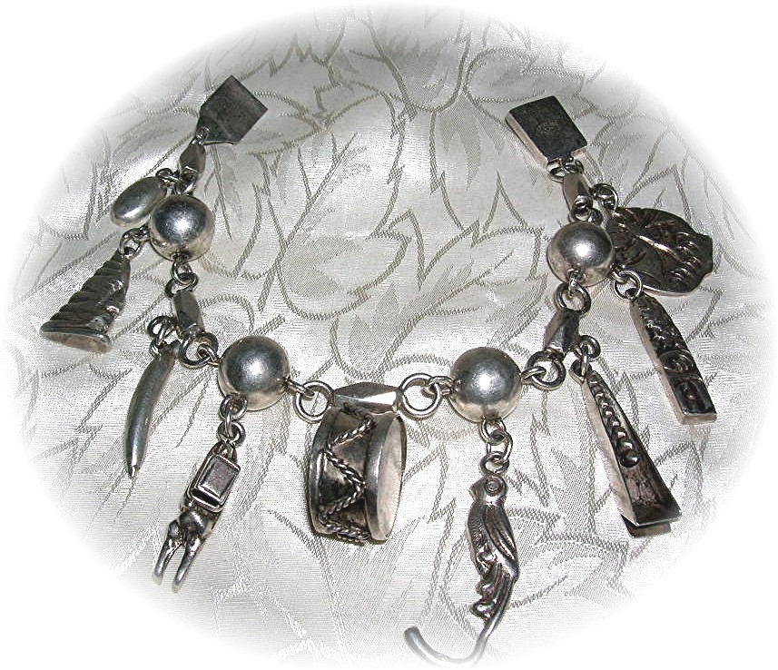 Bracelet Sterling Silver Mexican 9 Charm YM