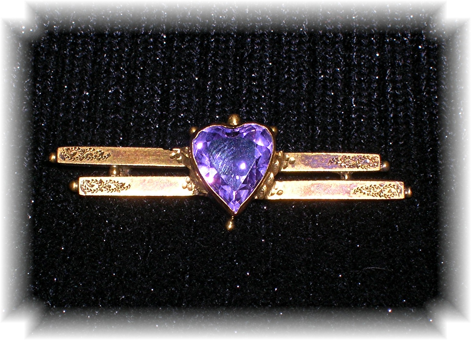 European Gold Victorian 3ct Heart Amethyst  Bar Brooch
