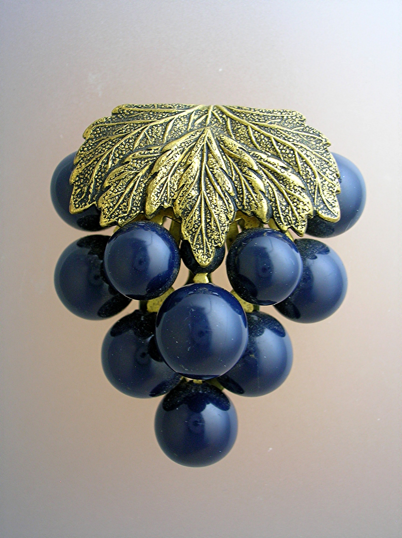 Dress Clip Plastic Lucite Blue Grapes