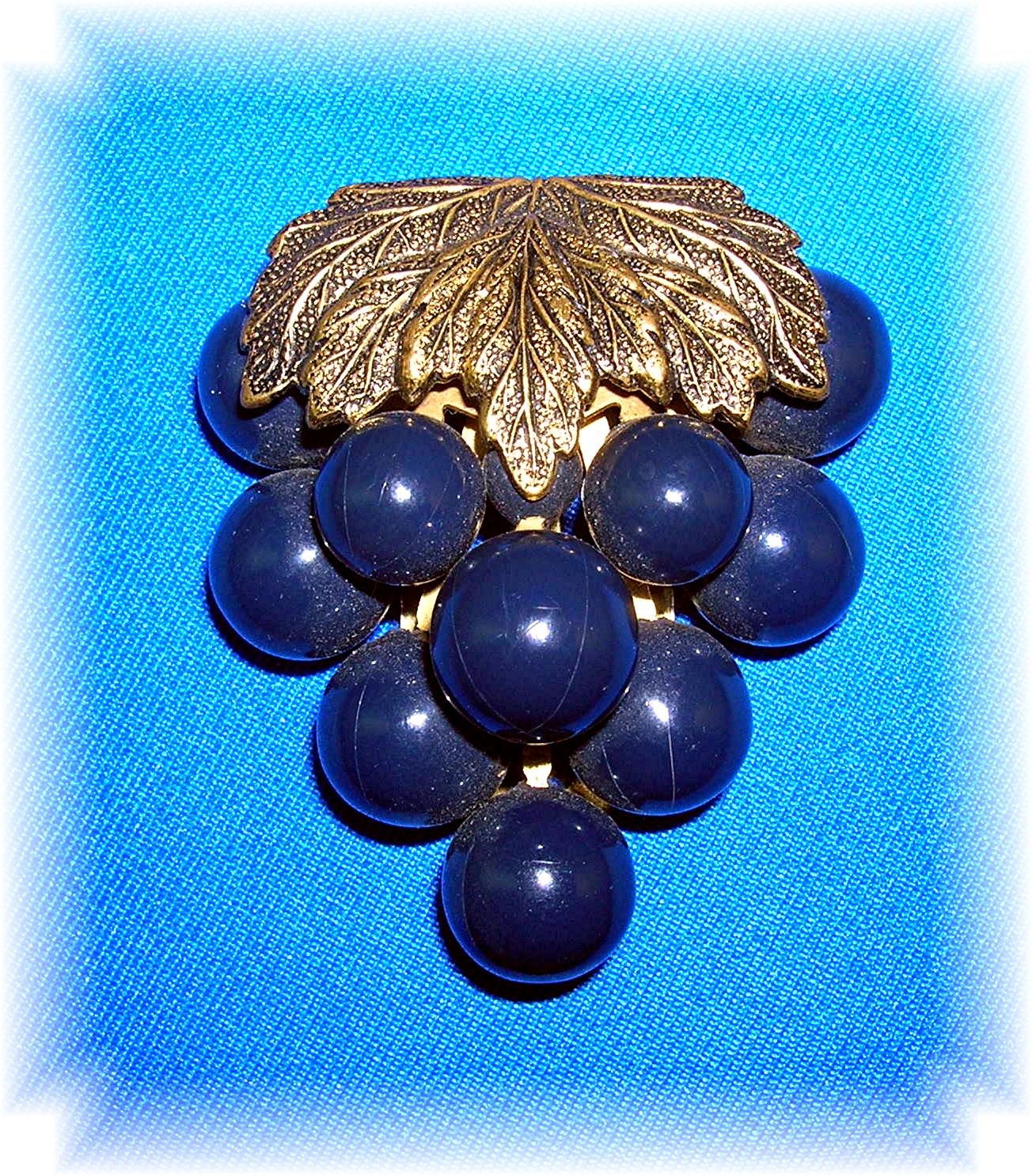Dress Clip Plastic Lucite Blue Grapes
