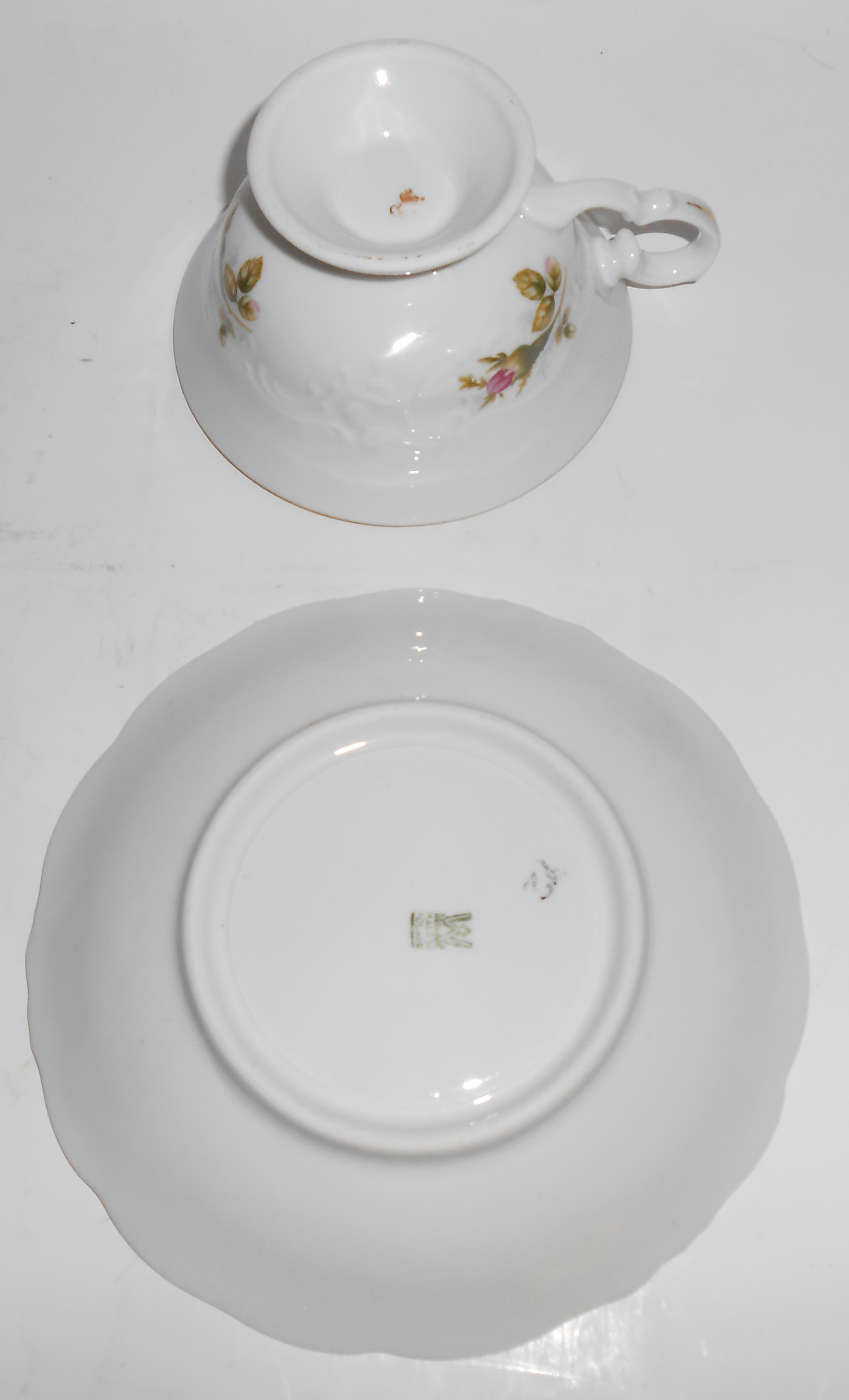 Wawel China Porcelain Roses W/Gold Band Cup/Saucer Set
