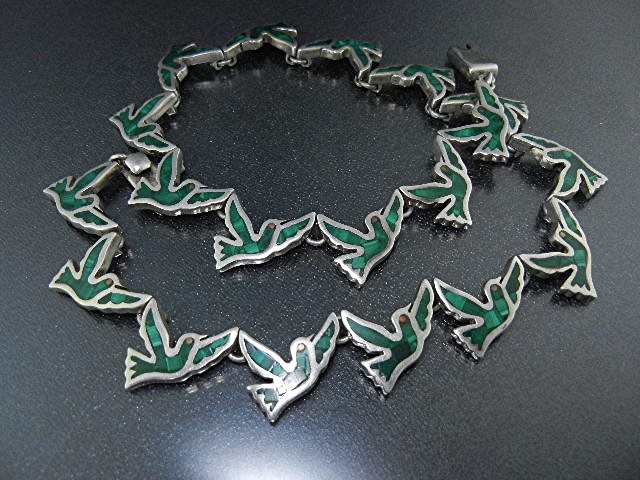Taxco Mexico Sterling Silver Malachite Birds Necklace