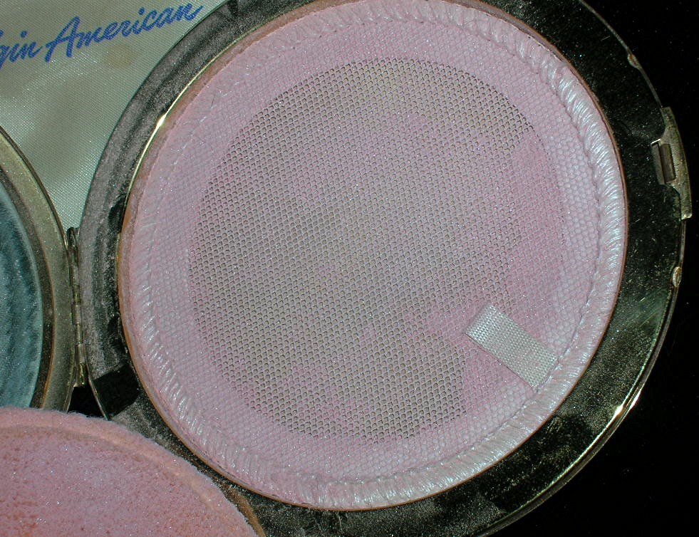 Compact Vintage Elgin American Powder