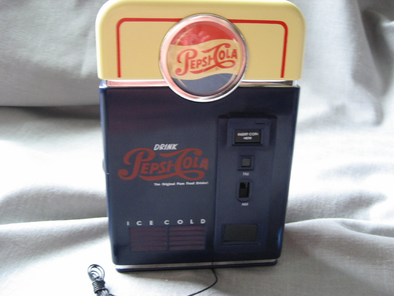 Pepsi Cola Pop Machine Radio