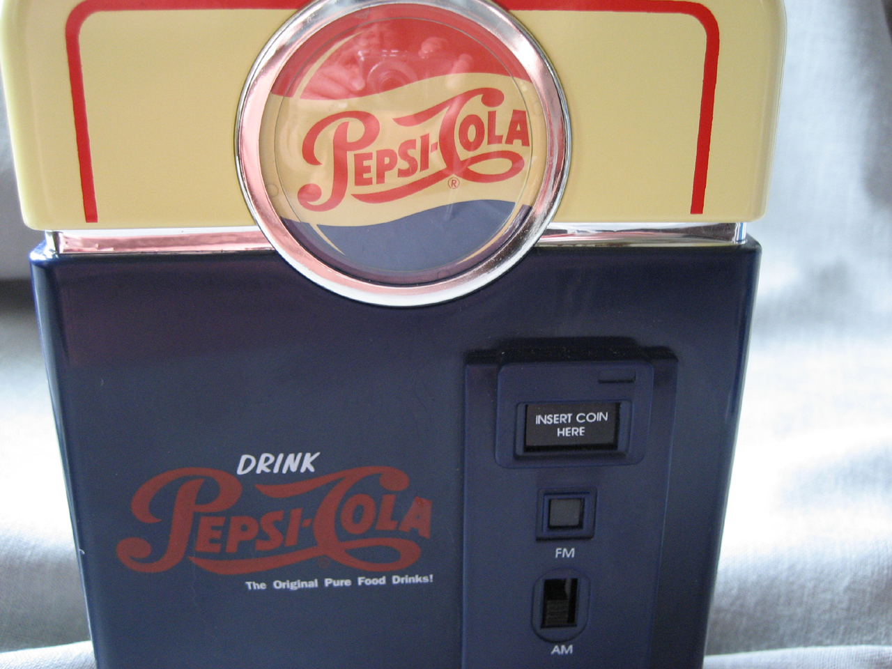 Pepsi Cola Pop Machine Radio