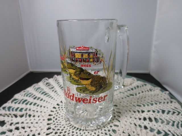 Budweiser Frog Beer Mug Glass Stein Large Holds 24 fluid ounces