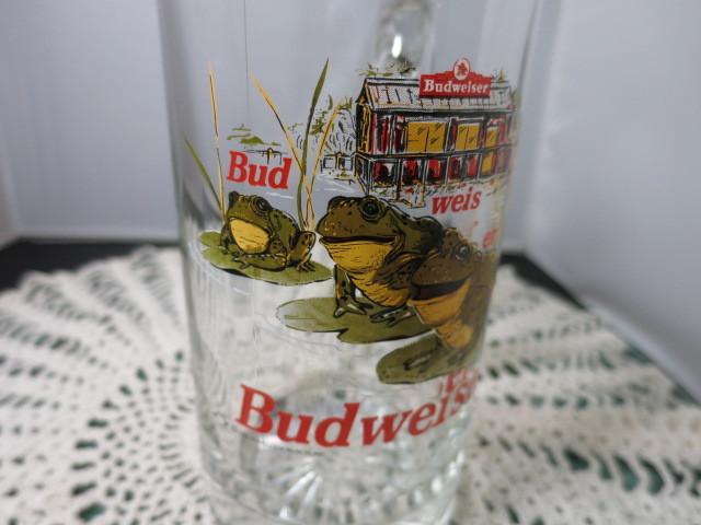 Budweiser Frog Beer Mug Glass Stein Large Holds 24 fluid ounces