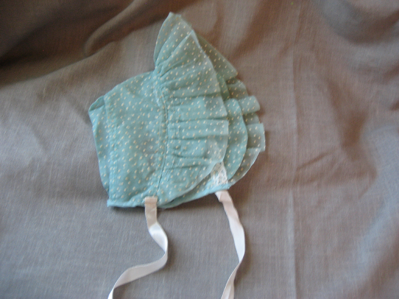 Green Polka Dot Bonnet
