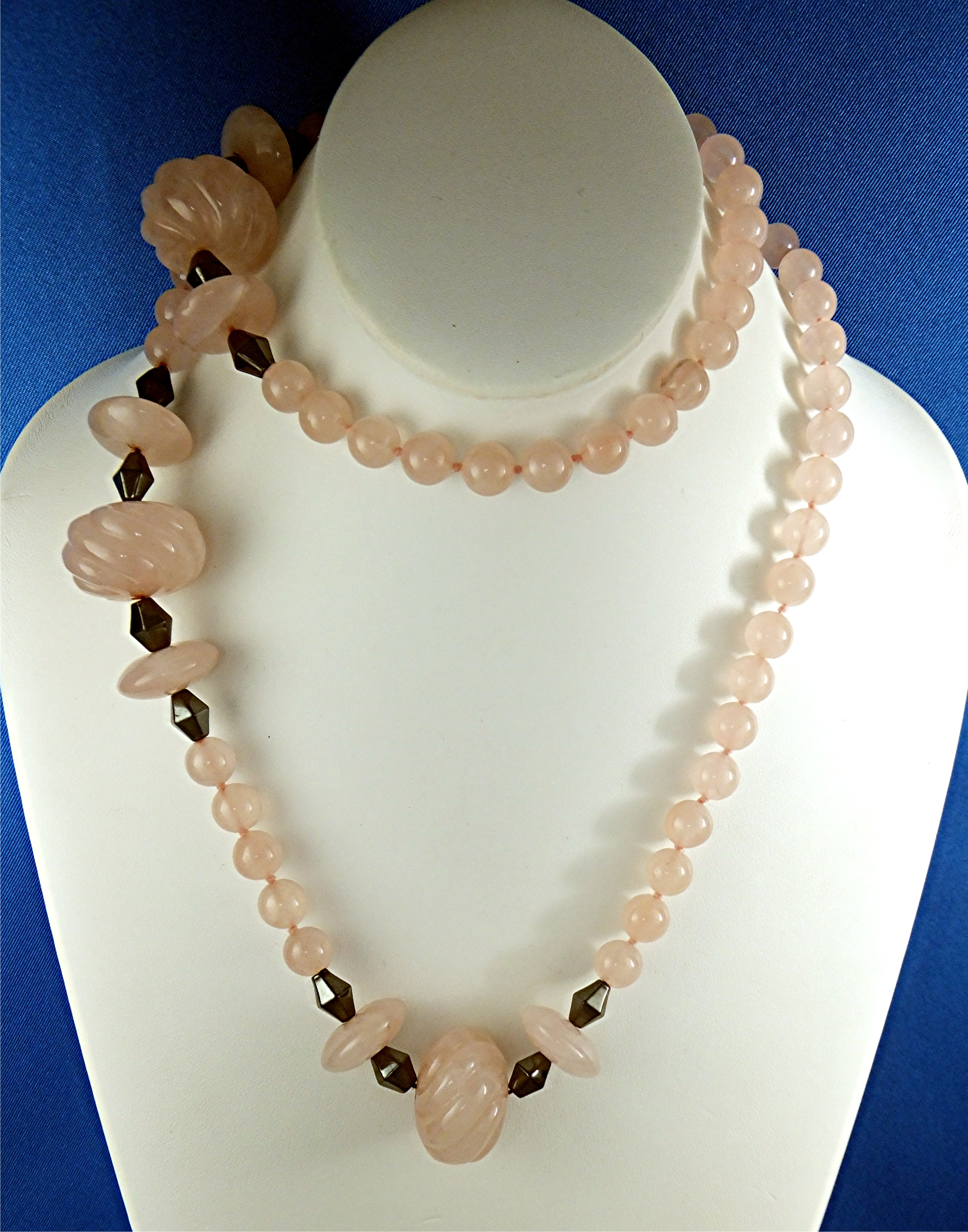 Necklace Carved Rose Quartz and Hematite