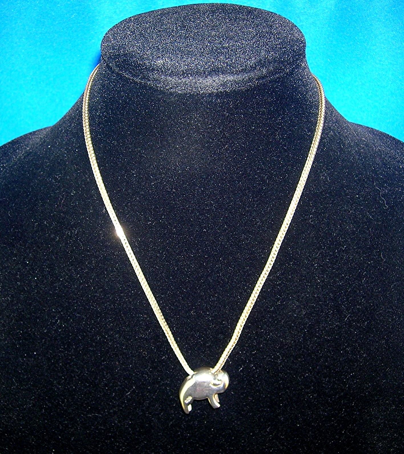 Danecrft  Sterling Silver Chain with Buffalo