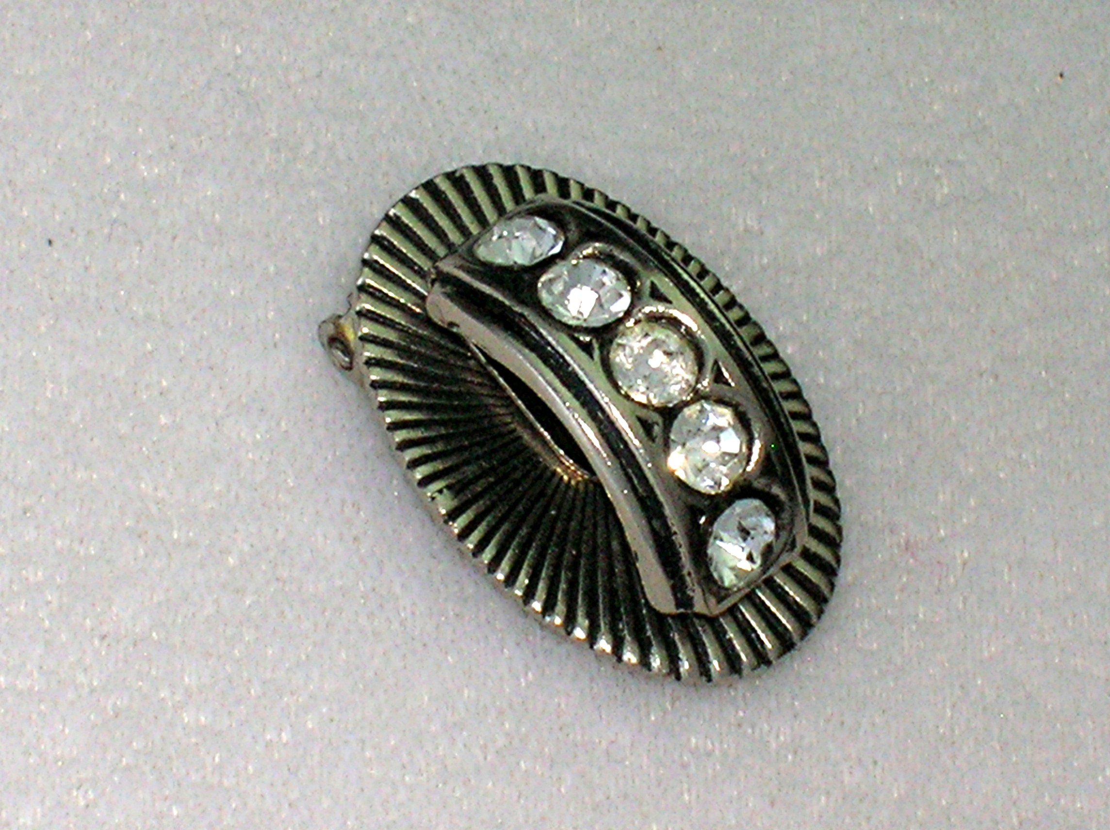 SmaDress Clip Silvertone Crystal Small USA