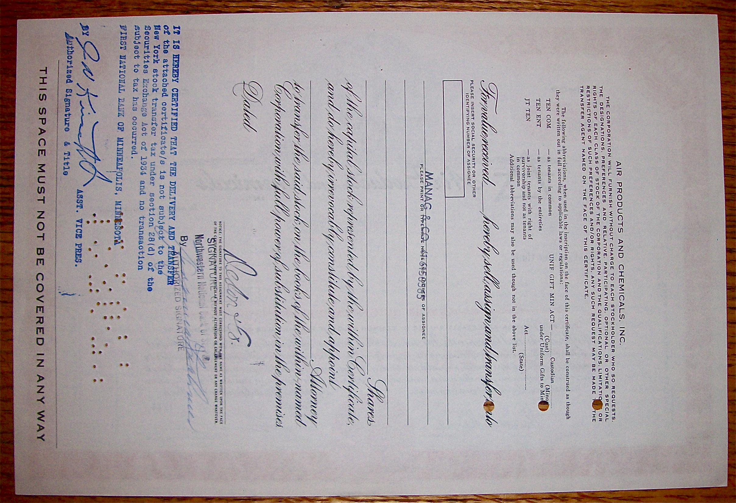 1977 Air Products & Chemicals Stock Certificate