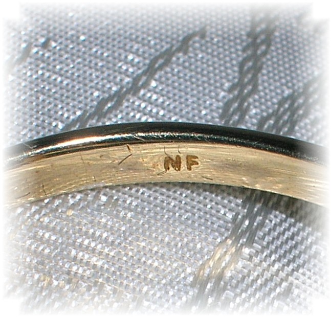 Ring 10K Gold Sapphire Diamond Princess Diana
