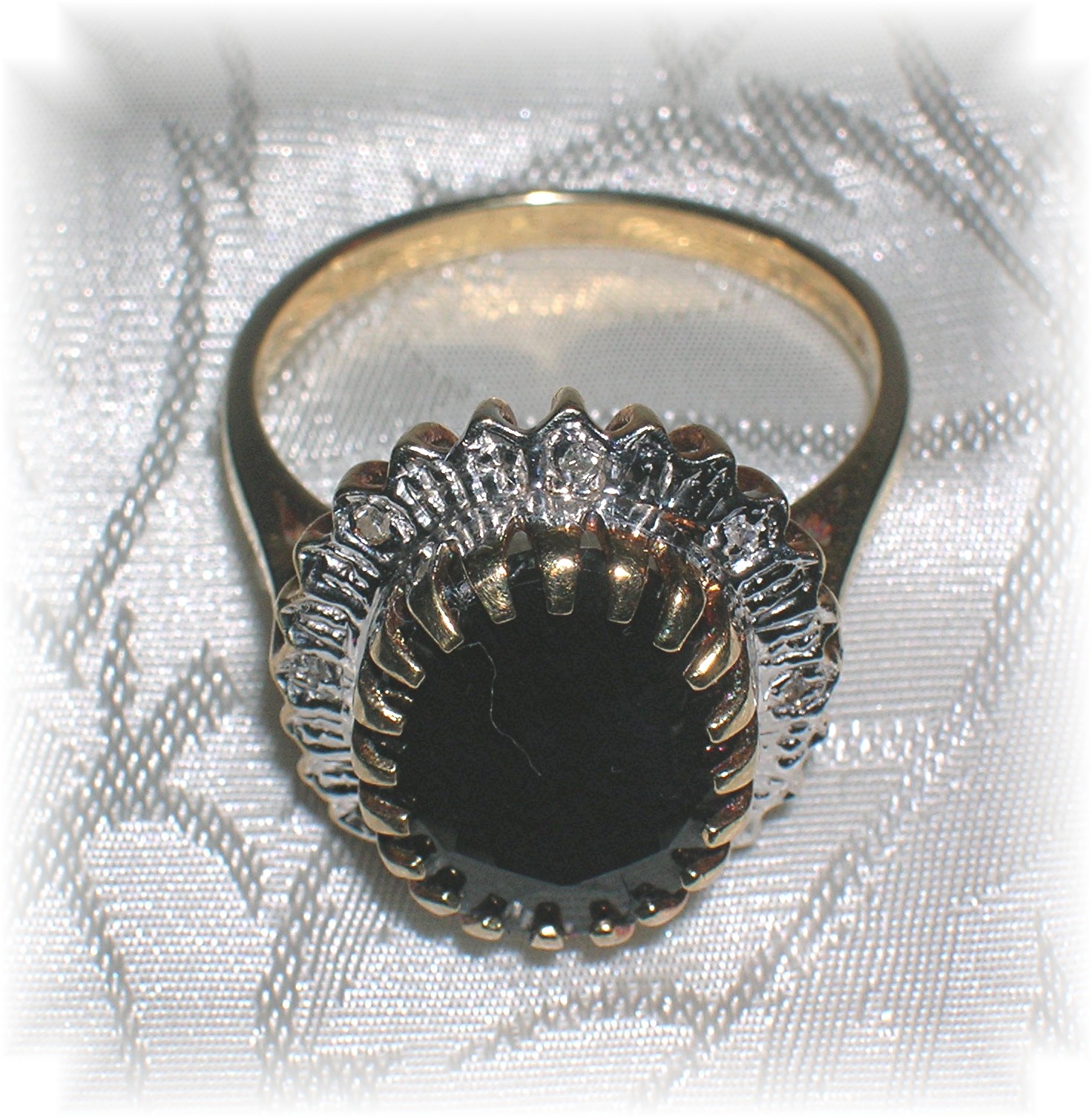 Ring 10K Gold Sapphire Diamond Princess Diana