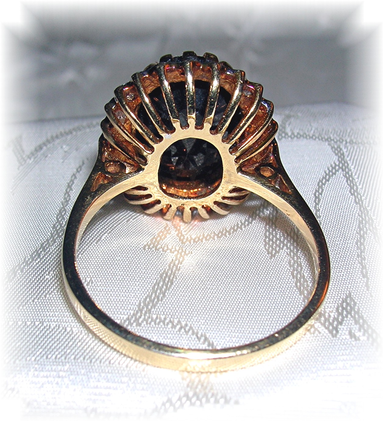 Ring 10K Gold Sapphire Diamond Princess Diana