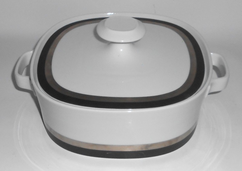 Sango Japan China Porcelain 7017 Quadrille Black Satin Vegetable Bowl