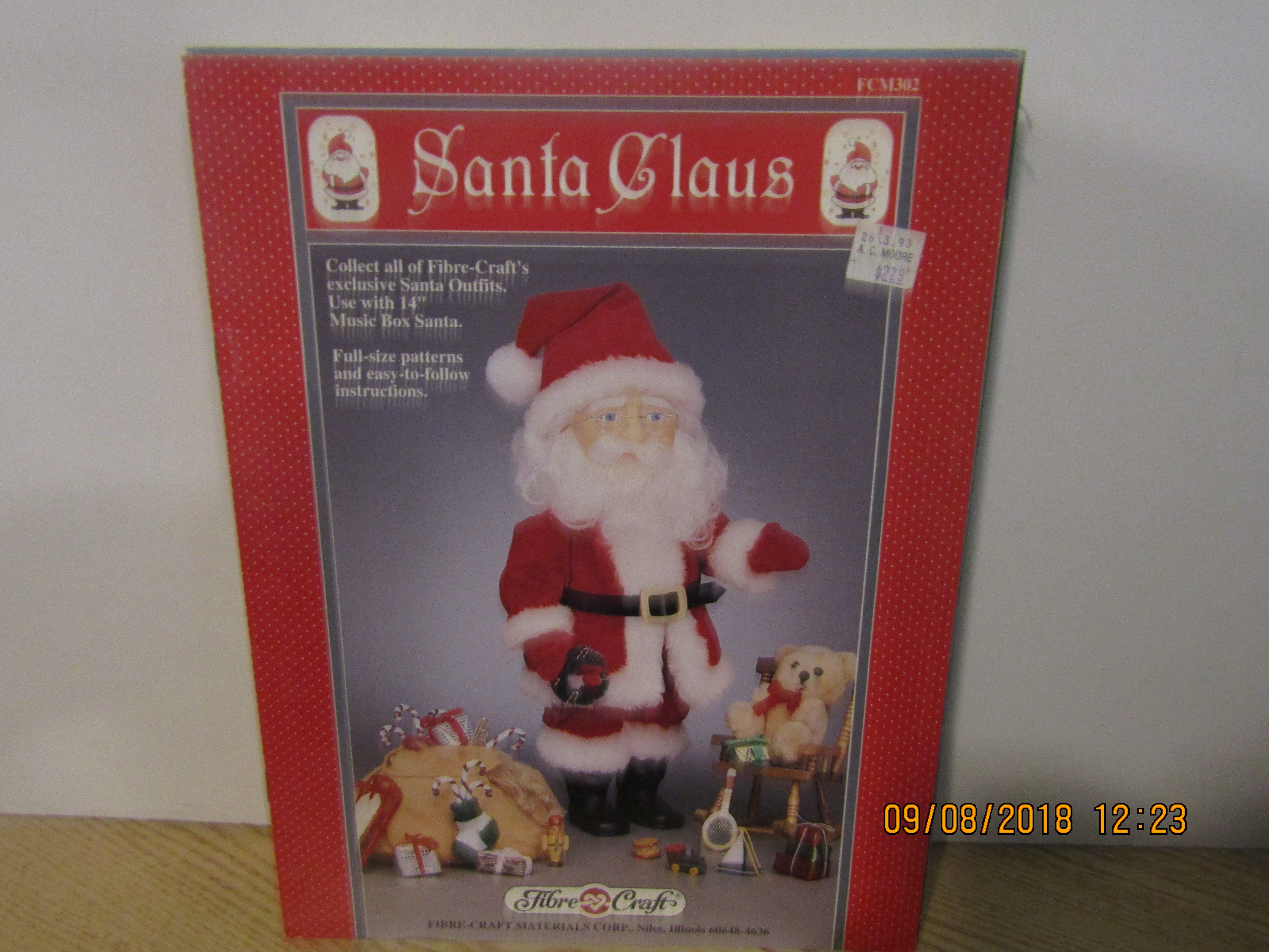 Fibre-Craft Book Sants Clause Outfit #302