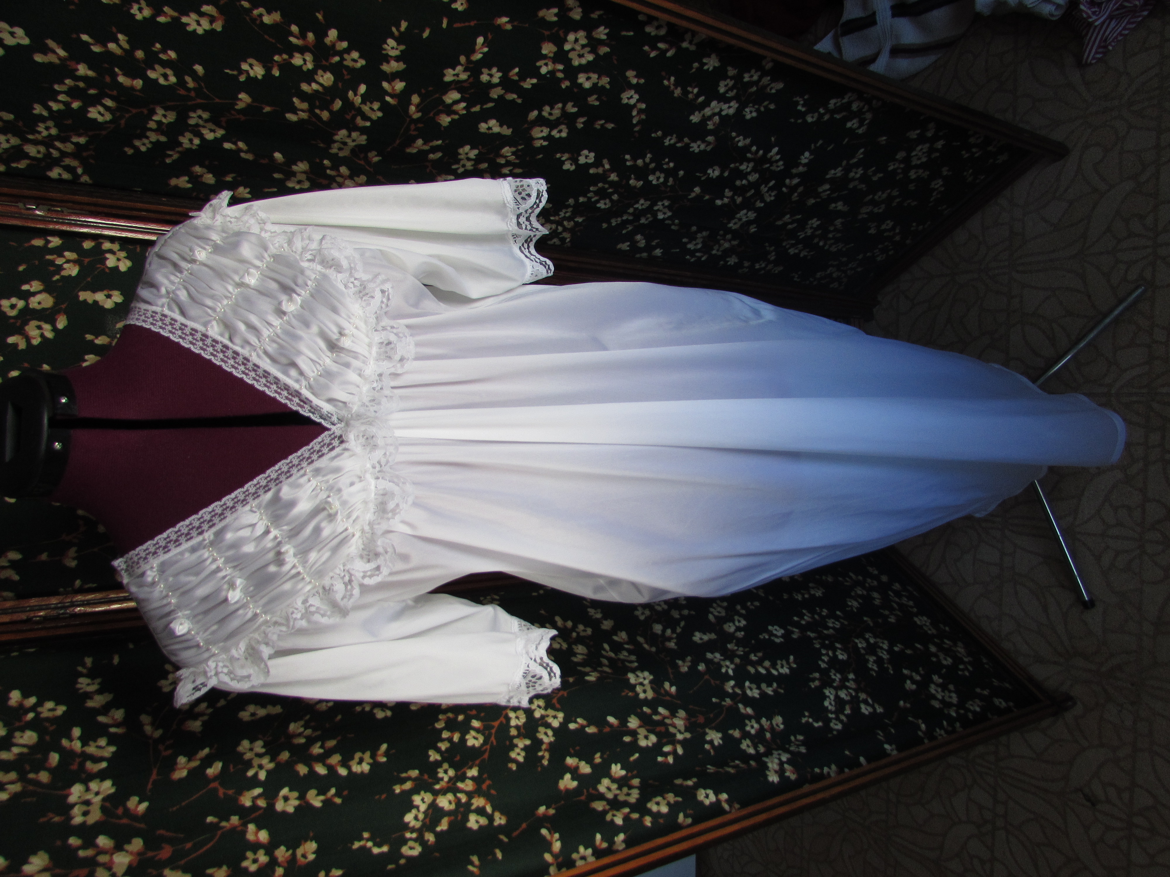 Nightgown White Chiffon with faux Pearls and lace Nylon