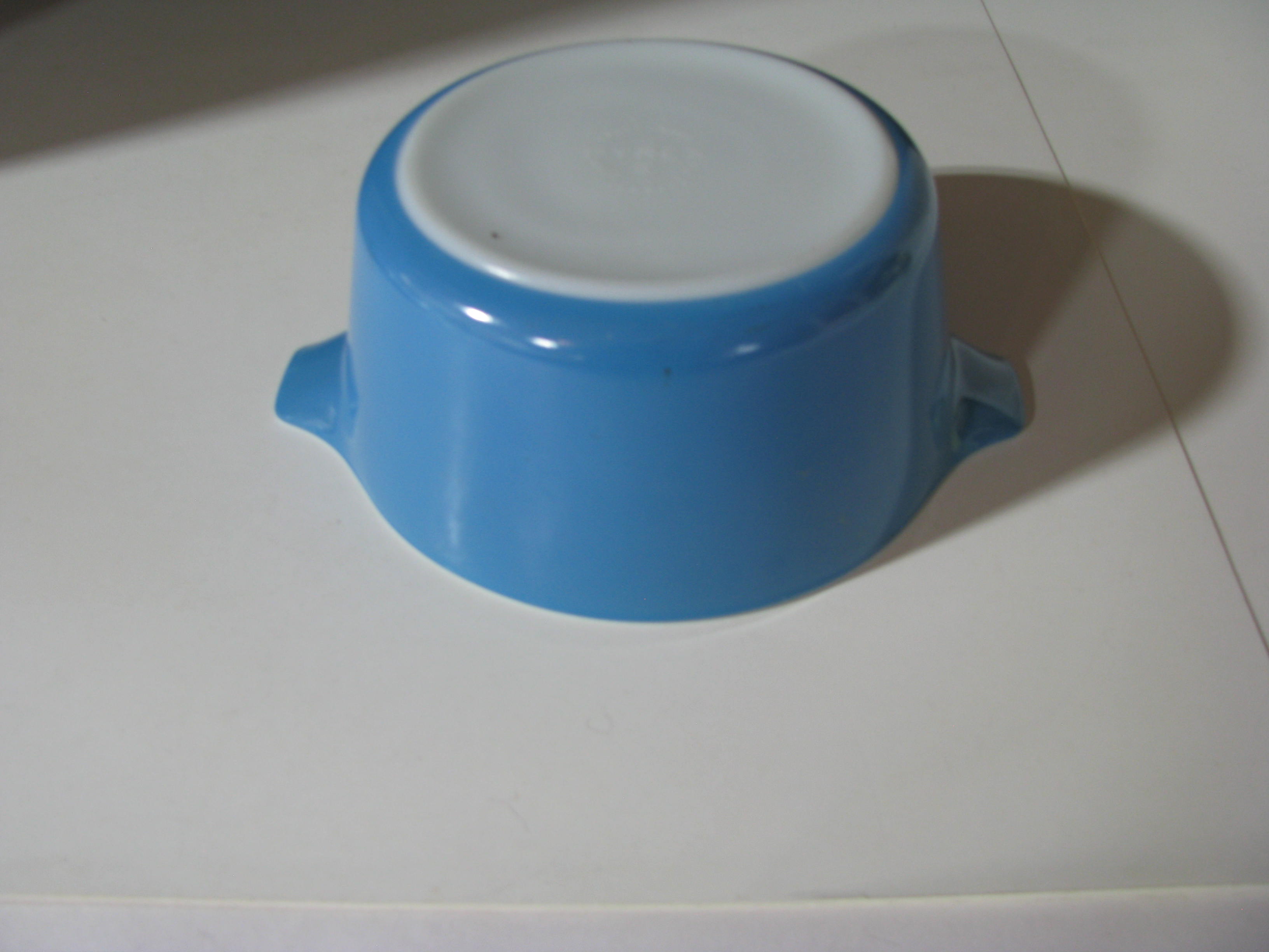 Vintage Pyrex Turquoise 474-B 1.5qt Casserole Dish