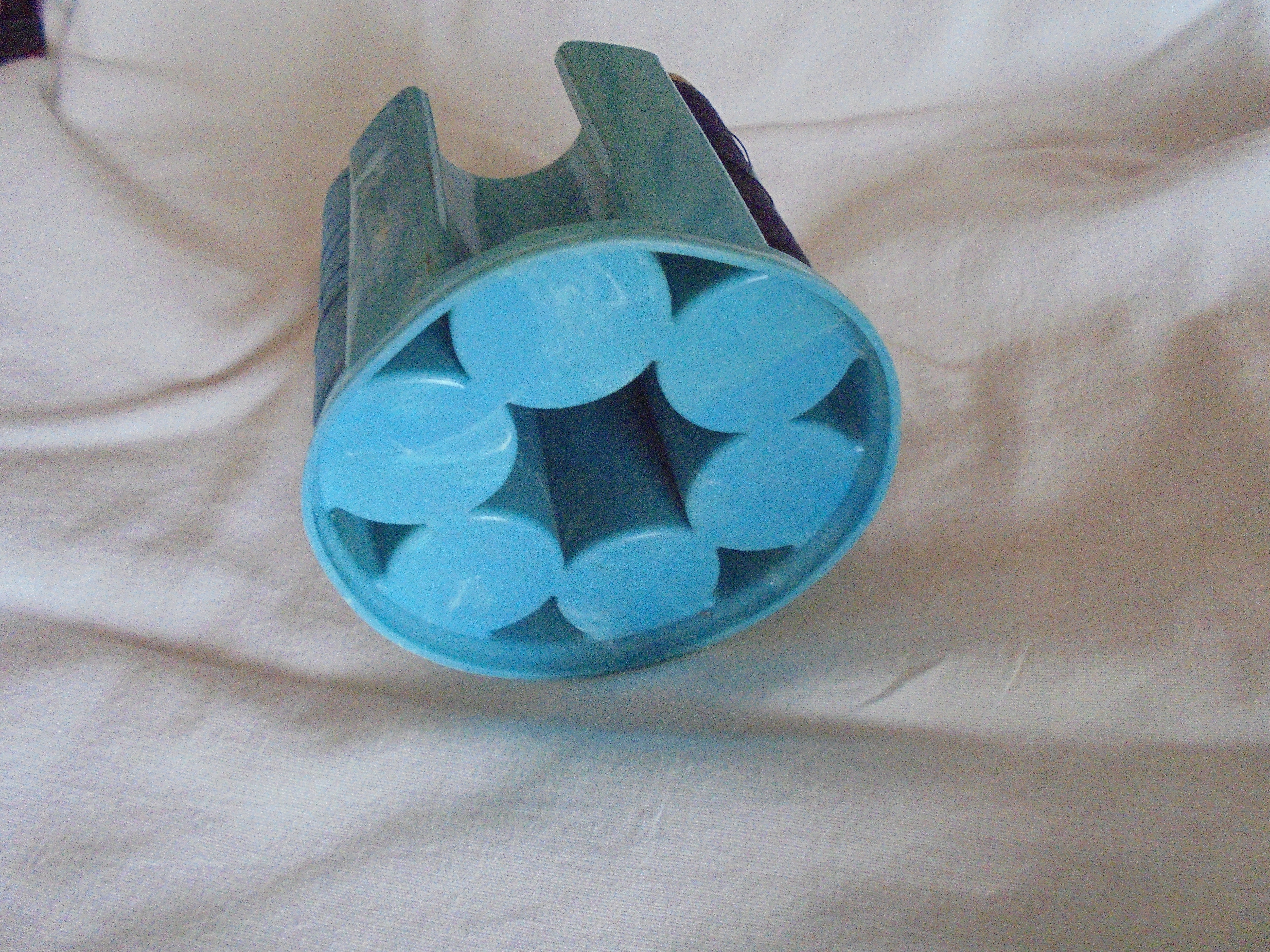 Vintage Thread Spool Sewing Caddy With Thread